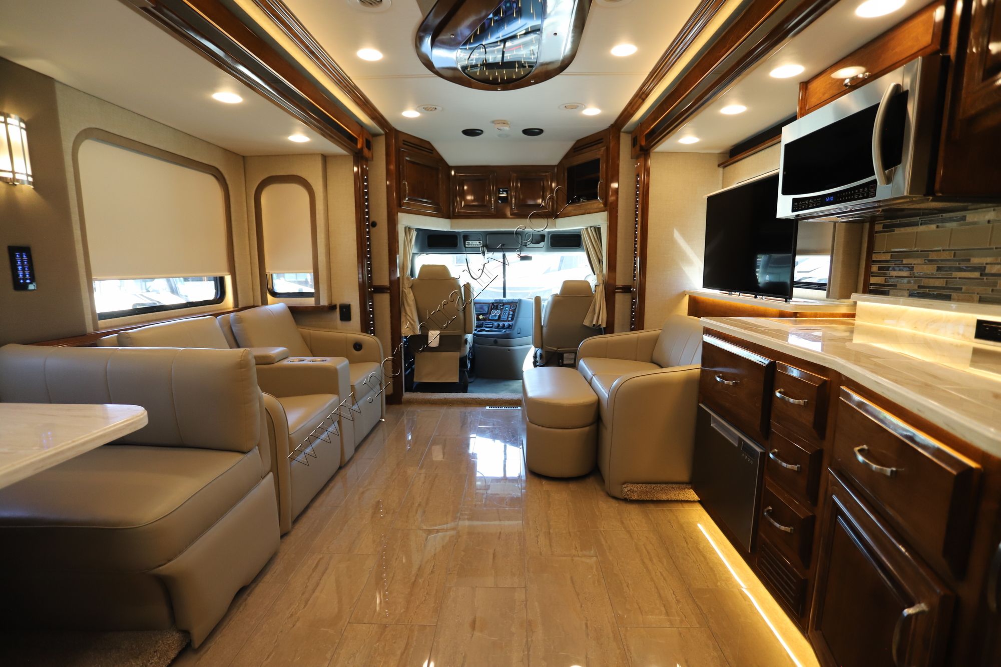 Used 2020 Renegade Rv Ikon 4534RX Super C  For Sale