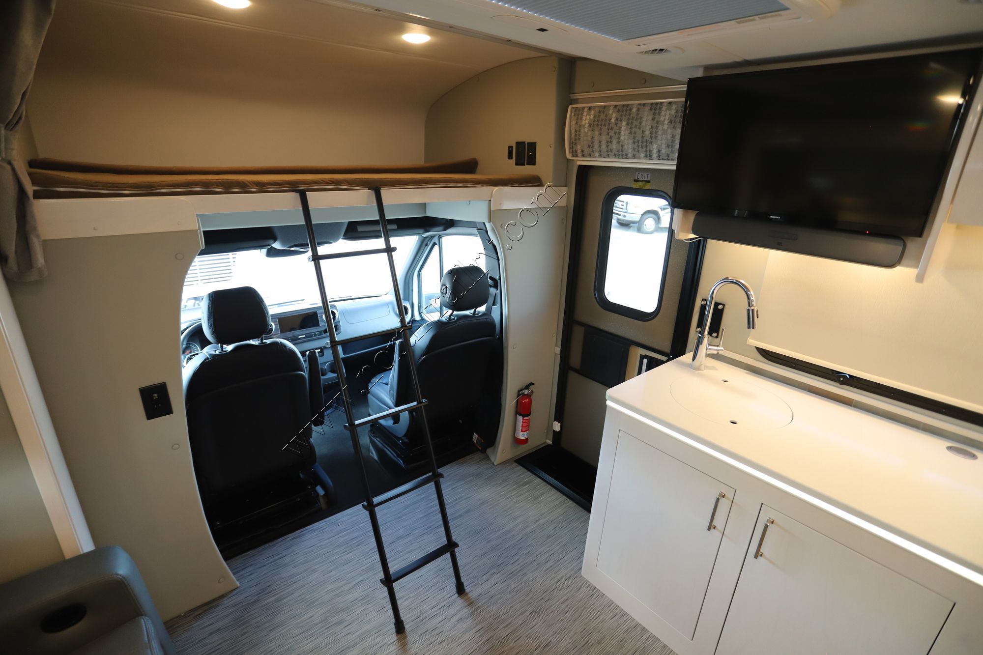 Used 2021 Renegade Rv Vienna 25VRMC Class C  For Sale