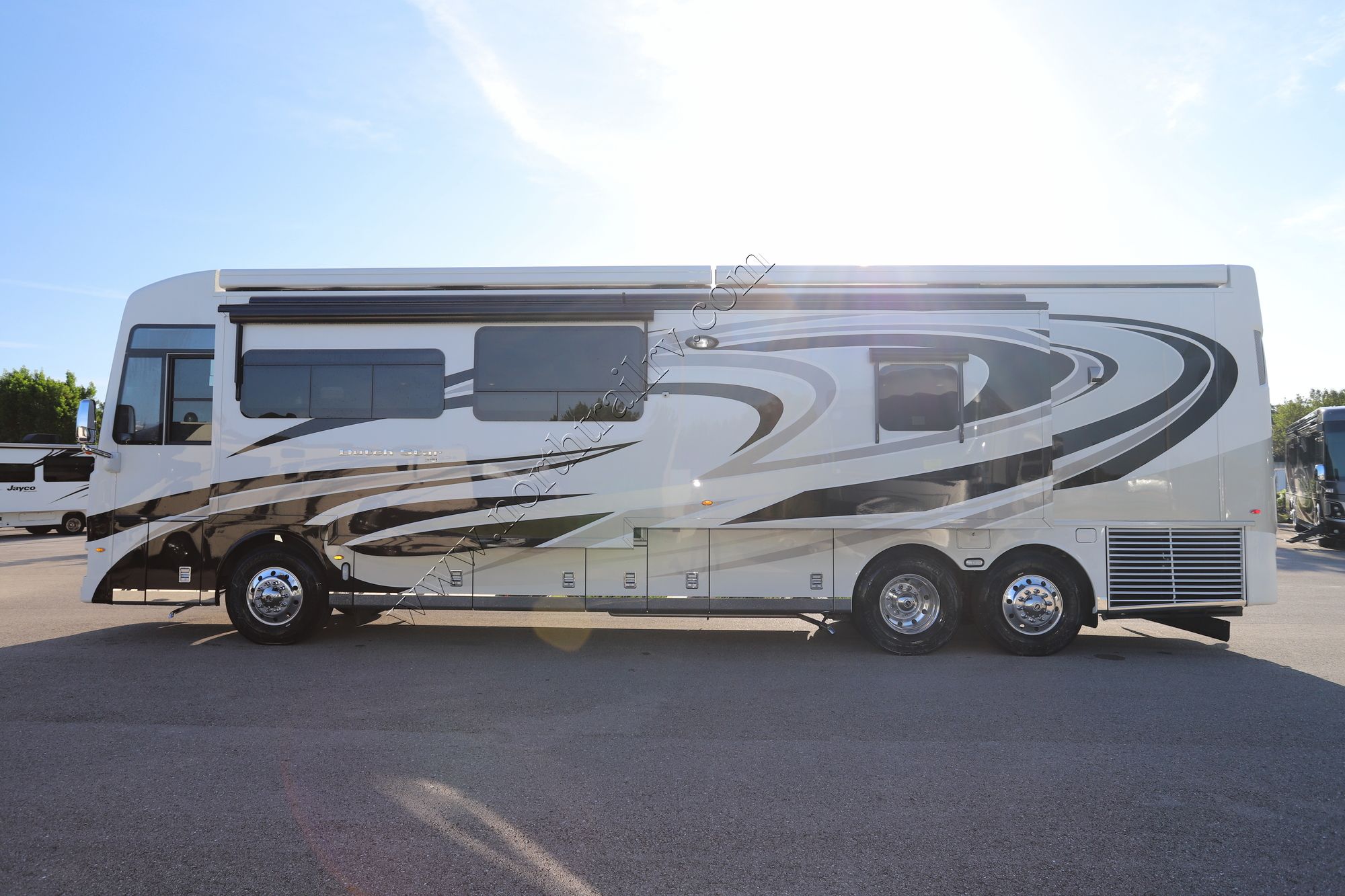 New 2022 Newmar Dutch Star 4081 Class A  For Sale