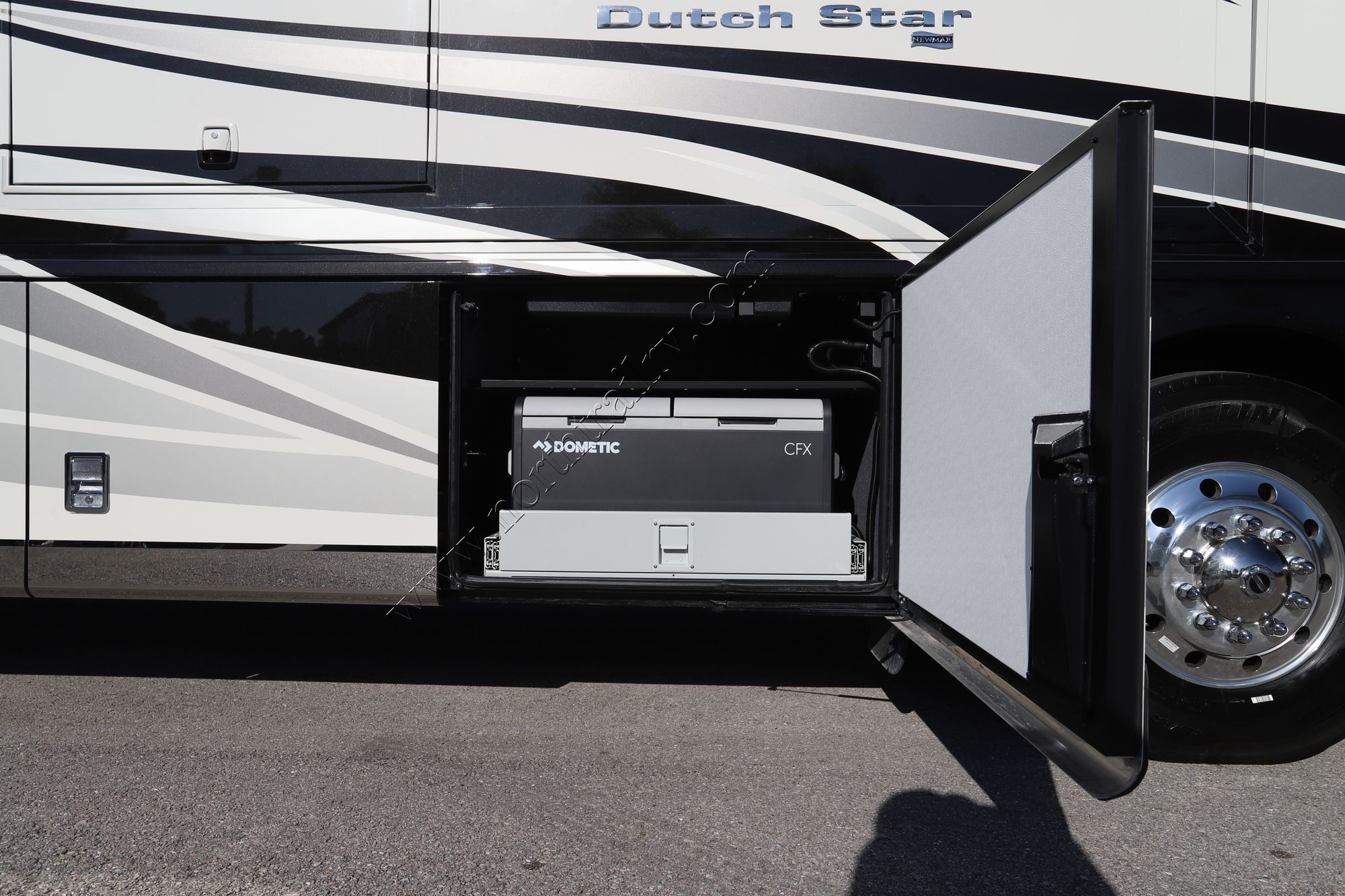 New 2022 Newmar Dutch Star 4081 Class A  For Sale