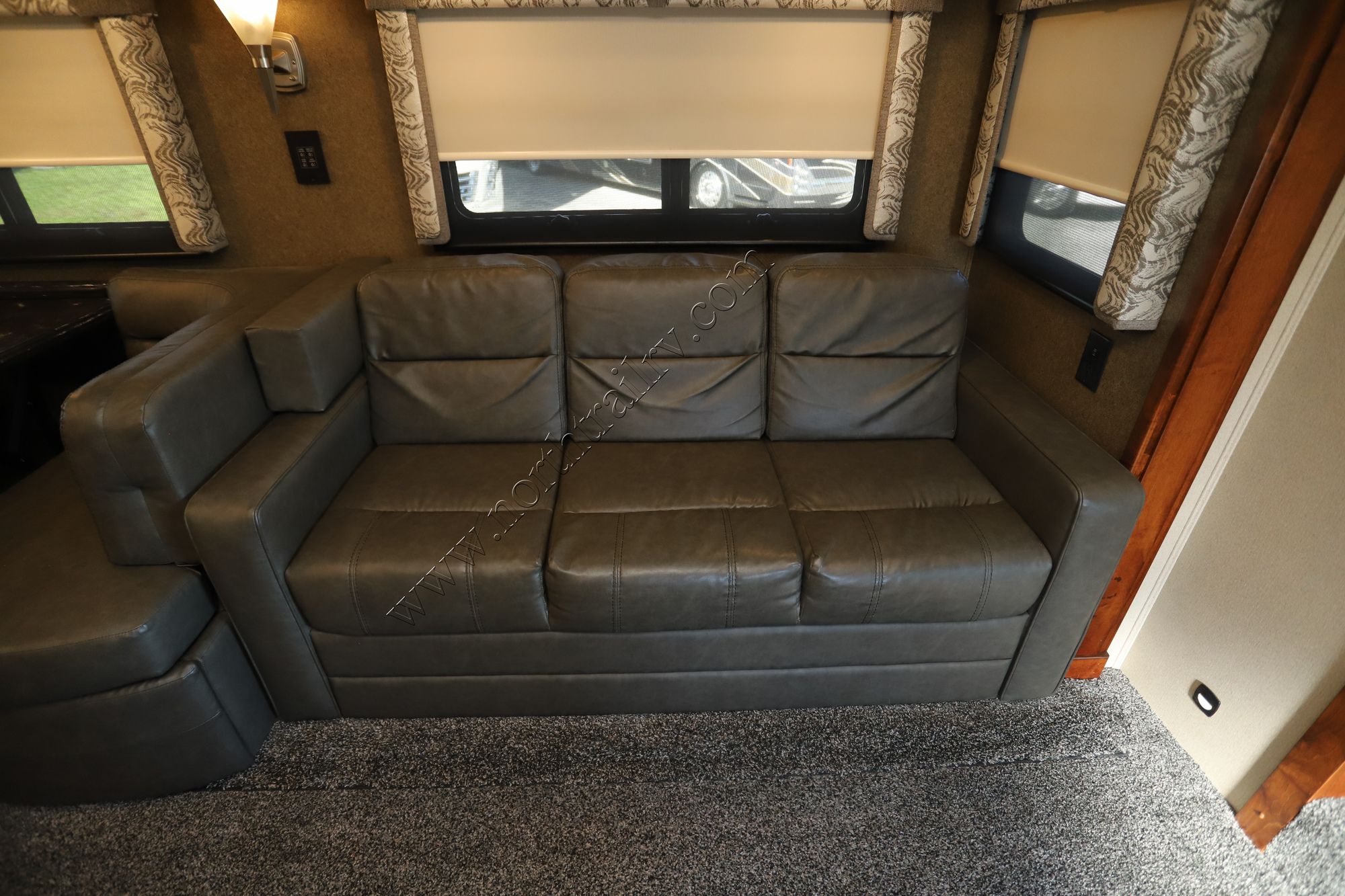 Used 2019 Renegade Rv Verona 36VSB Super C  For Sale