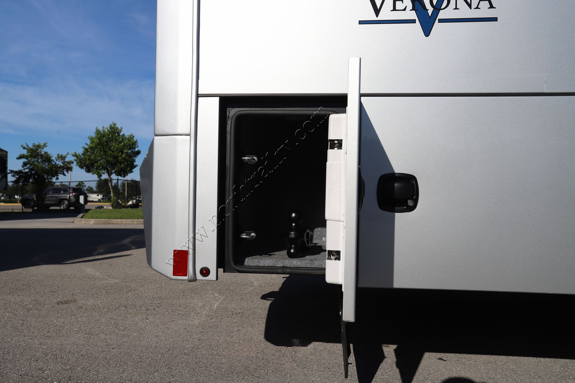 Used 2019 Renegade Rv Verona 36VSB Super C  For Sale