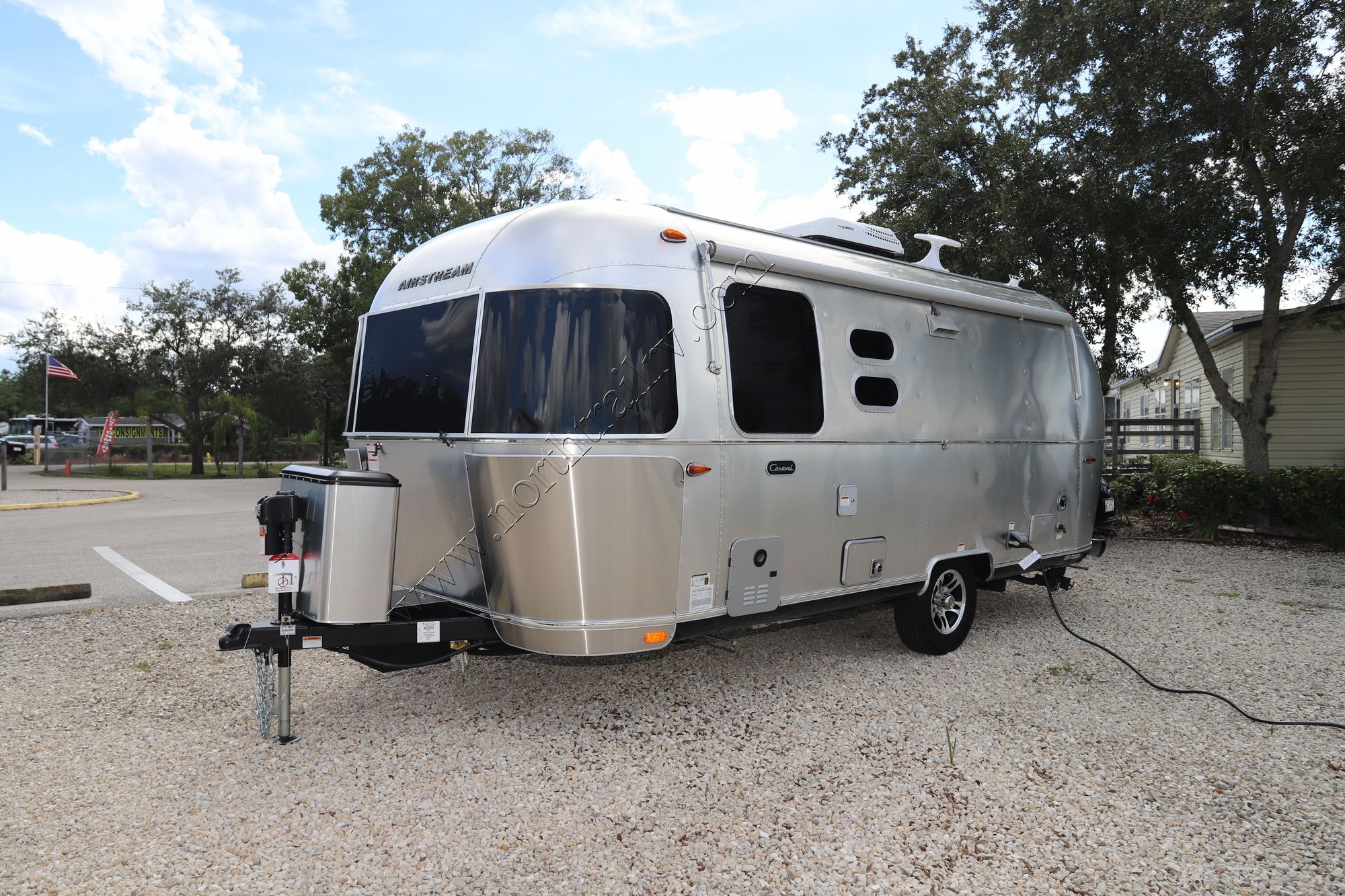 New 2022 Airstream Caravel 22FB Travel Trailer  For Sale