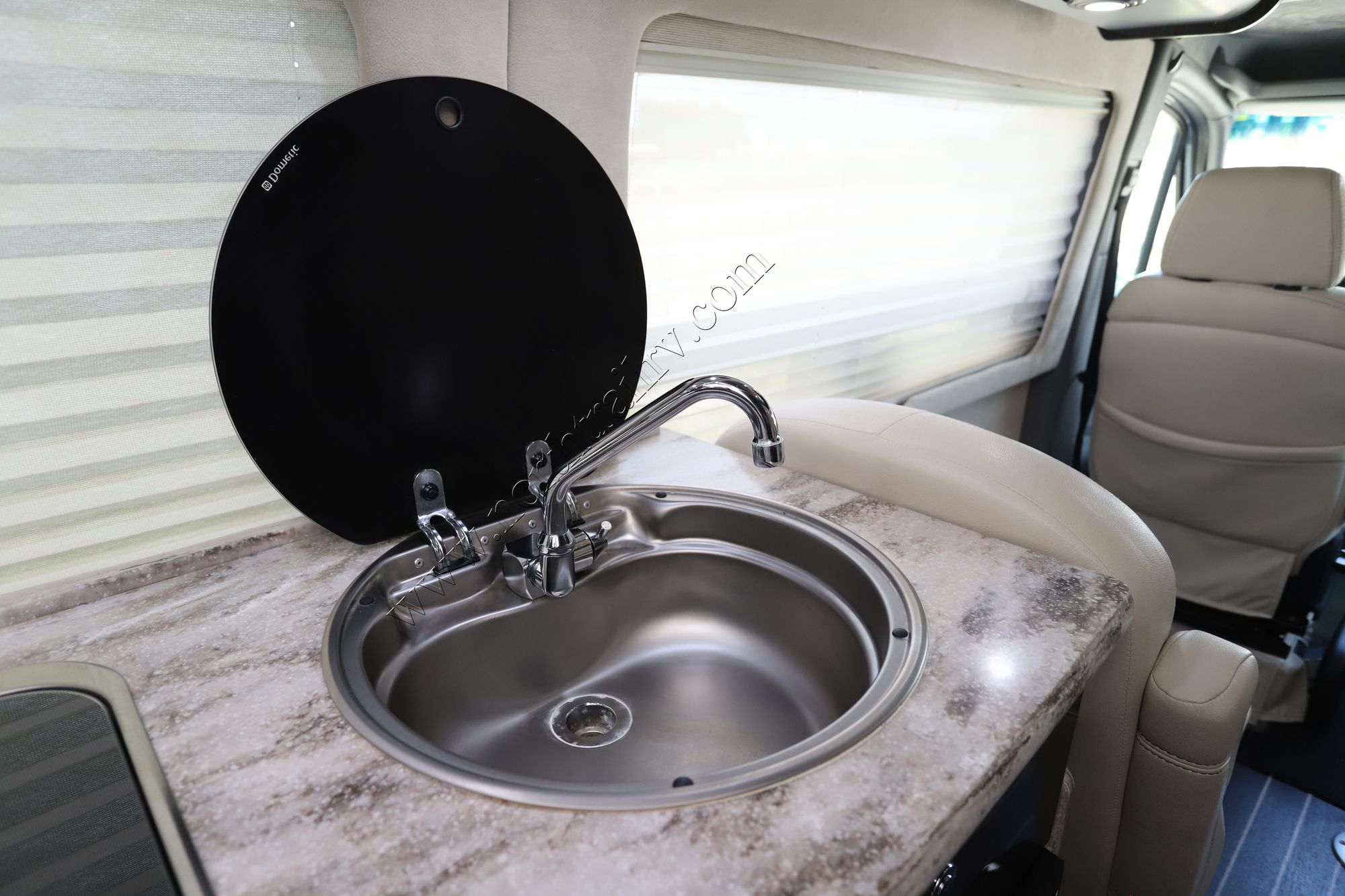 Used 2015 Airstream Interstate LOUNGE Class B  For Sale