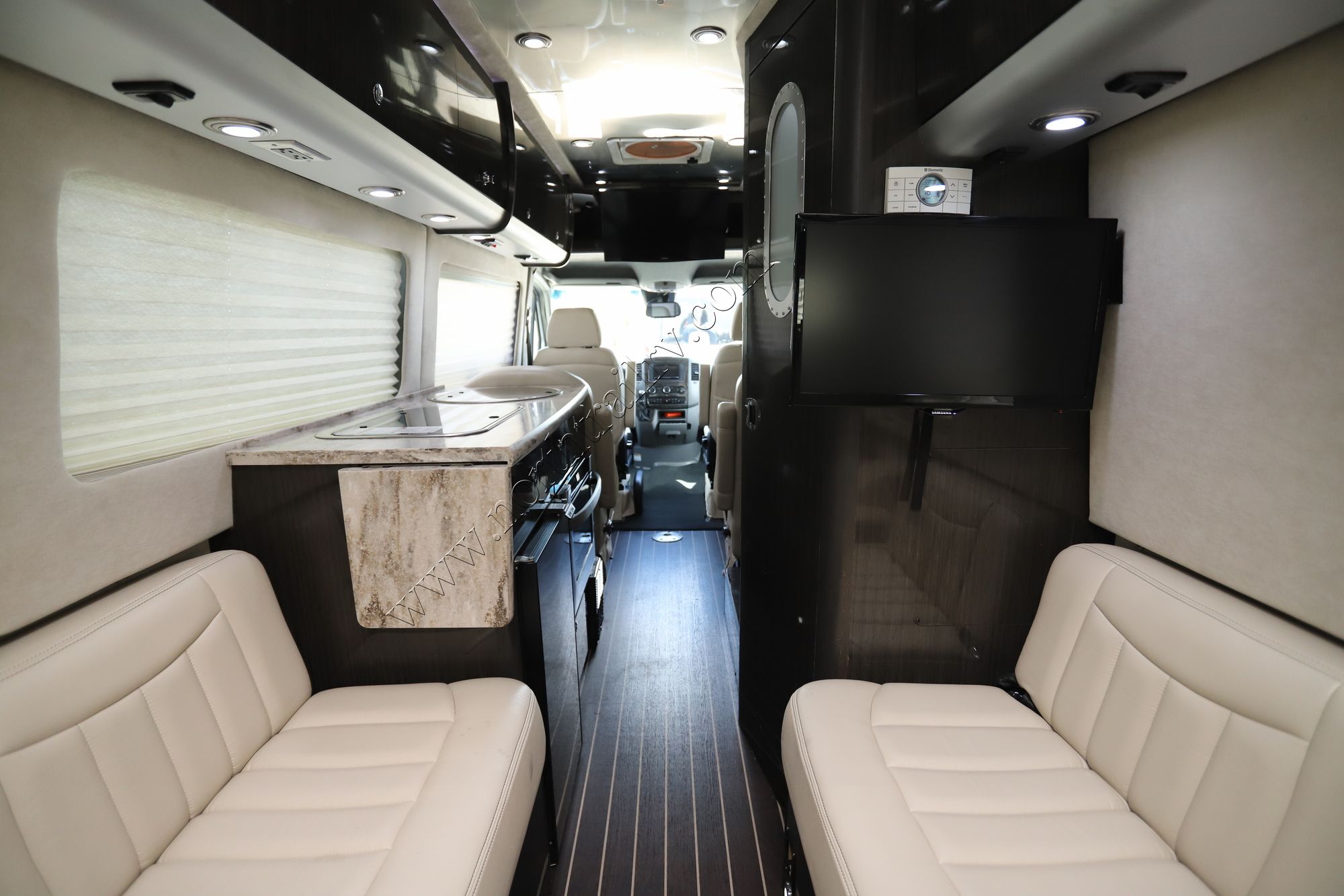 Used 2015 Airstream Interstate LOUNGE Class B  For Sale