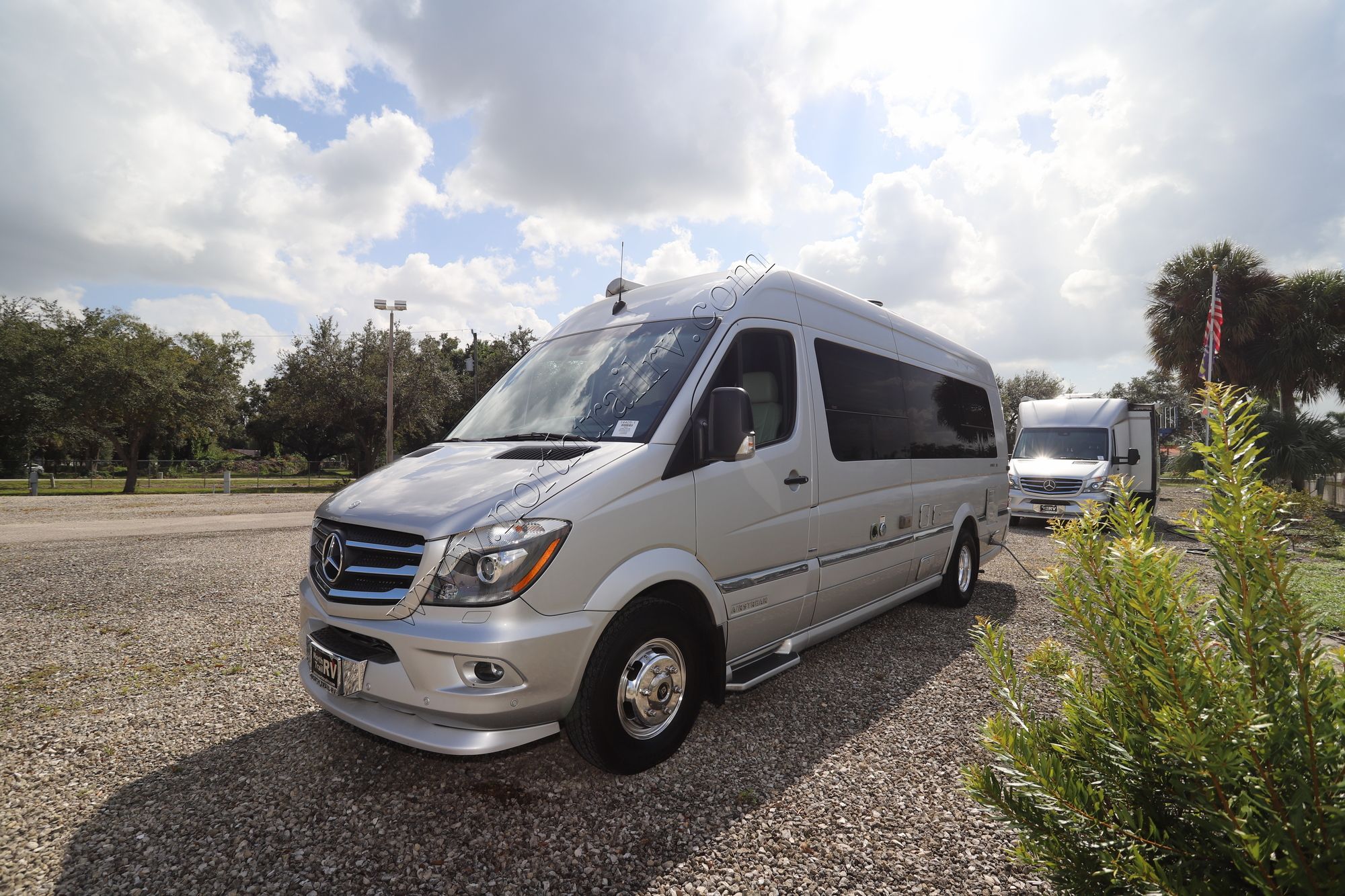 Used 2015 Airstream Interstate LOUNGE Class B  For Sale