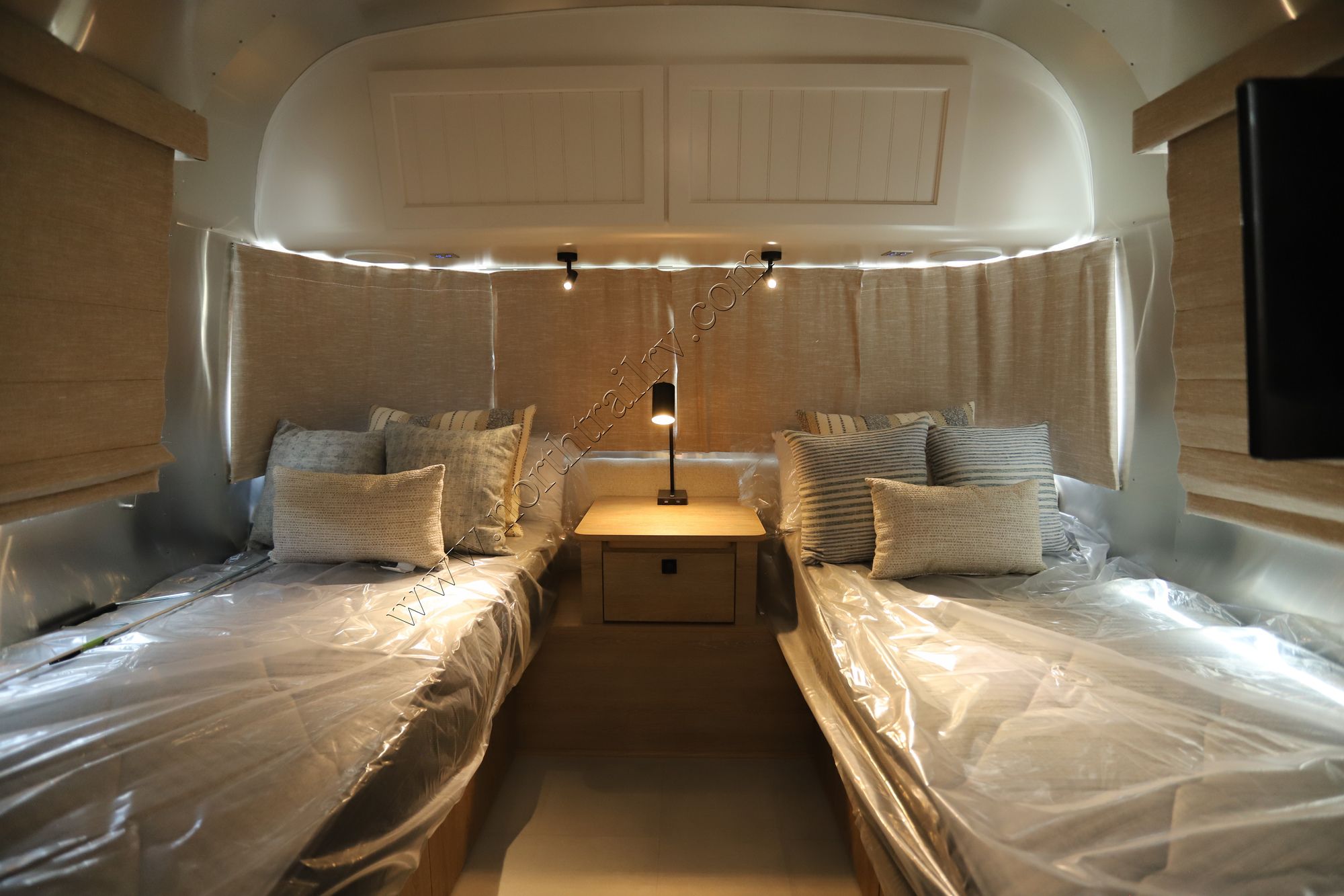 New 2022 Airstream Pottery Barn 28RB Travel Trailer  For Sale