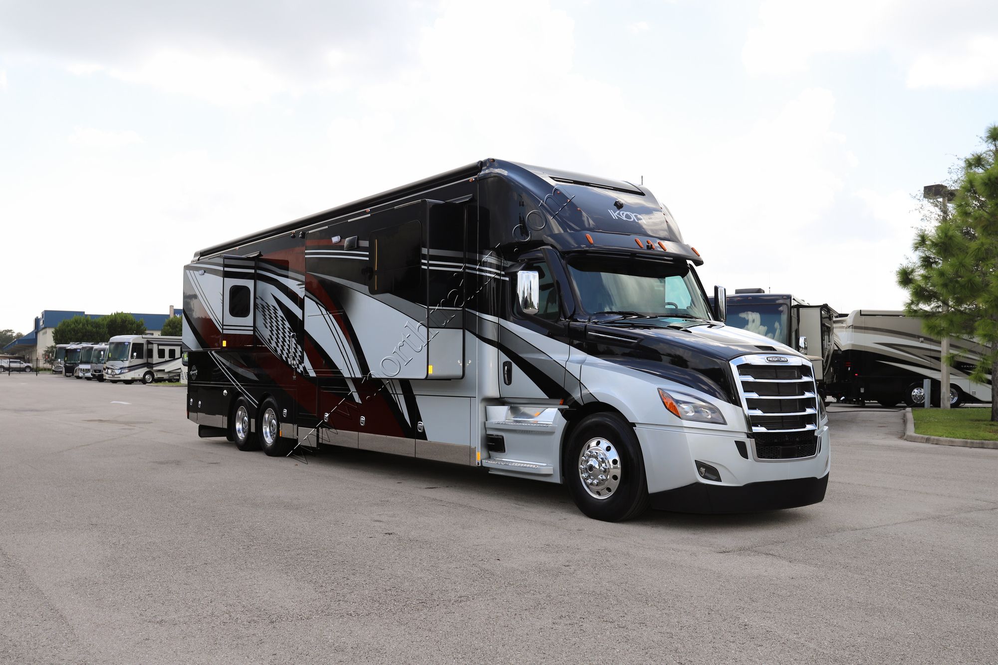 New 2022 Renegade Rv Ikon i4534RX Super C  For Sale