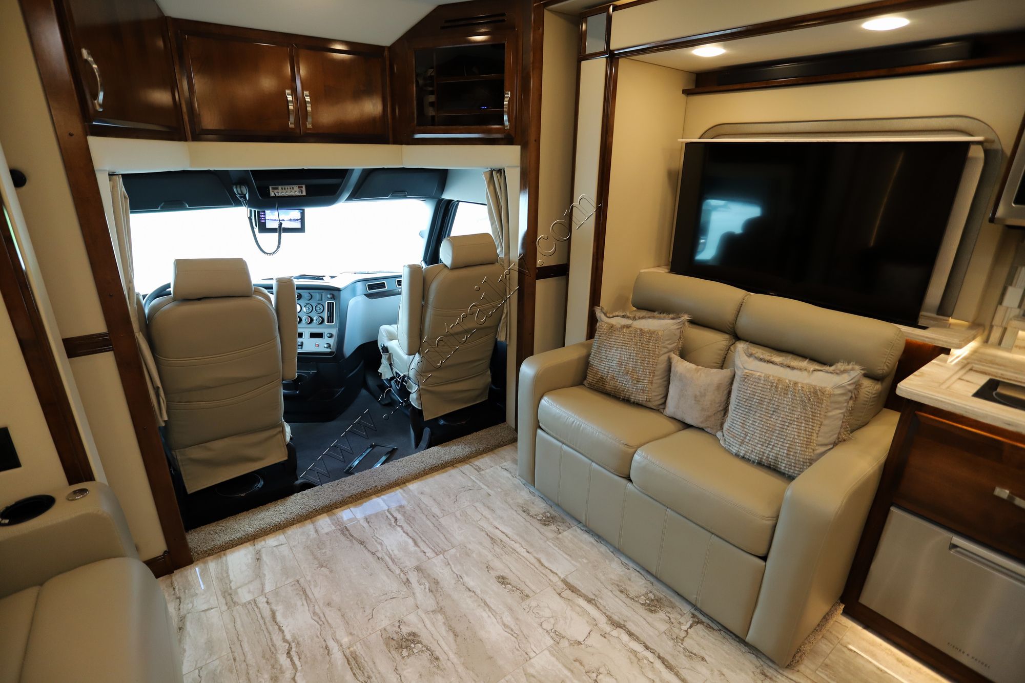 New 2022 Renegade Rv Ikon i4534RX Super C  For Sale