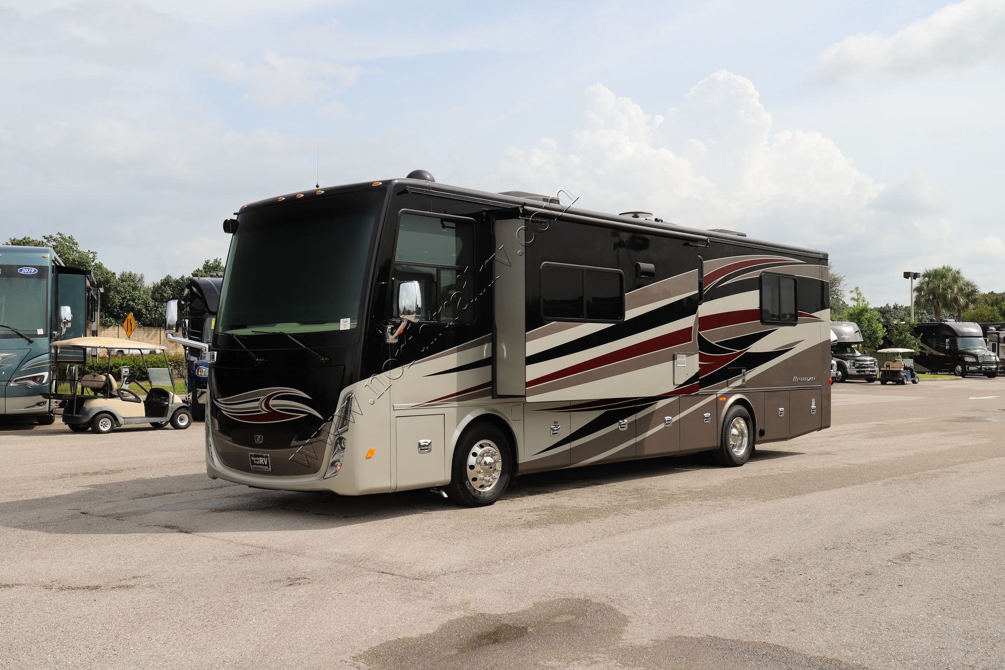 Used 2017 Tiffin Motor Homes Breeze 32BR Class A  For Sale