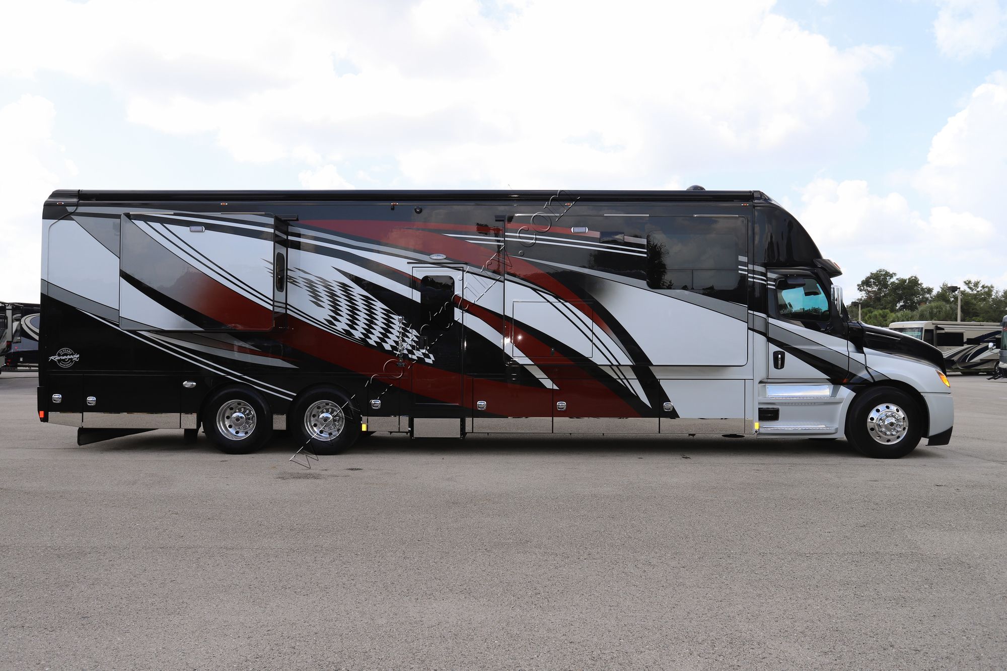 New 2022 Renegade Rv Ikon i4534RX Super C  For Sale