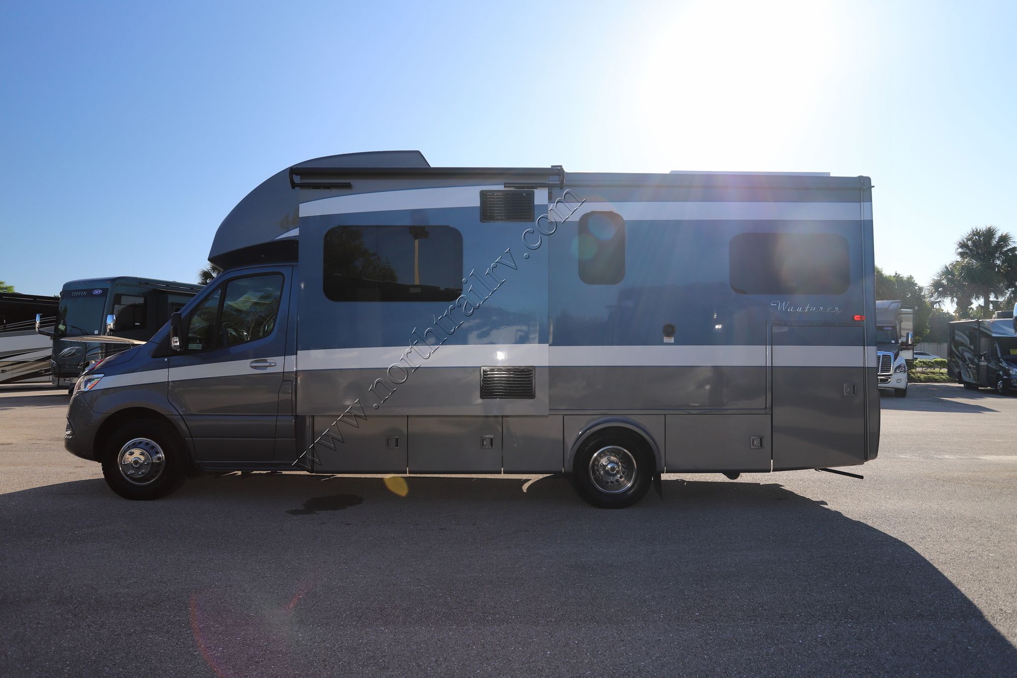 Used 2021 Tiffin Motor Homes Wayfarer 25LW Class C  For Sale