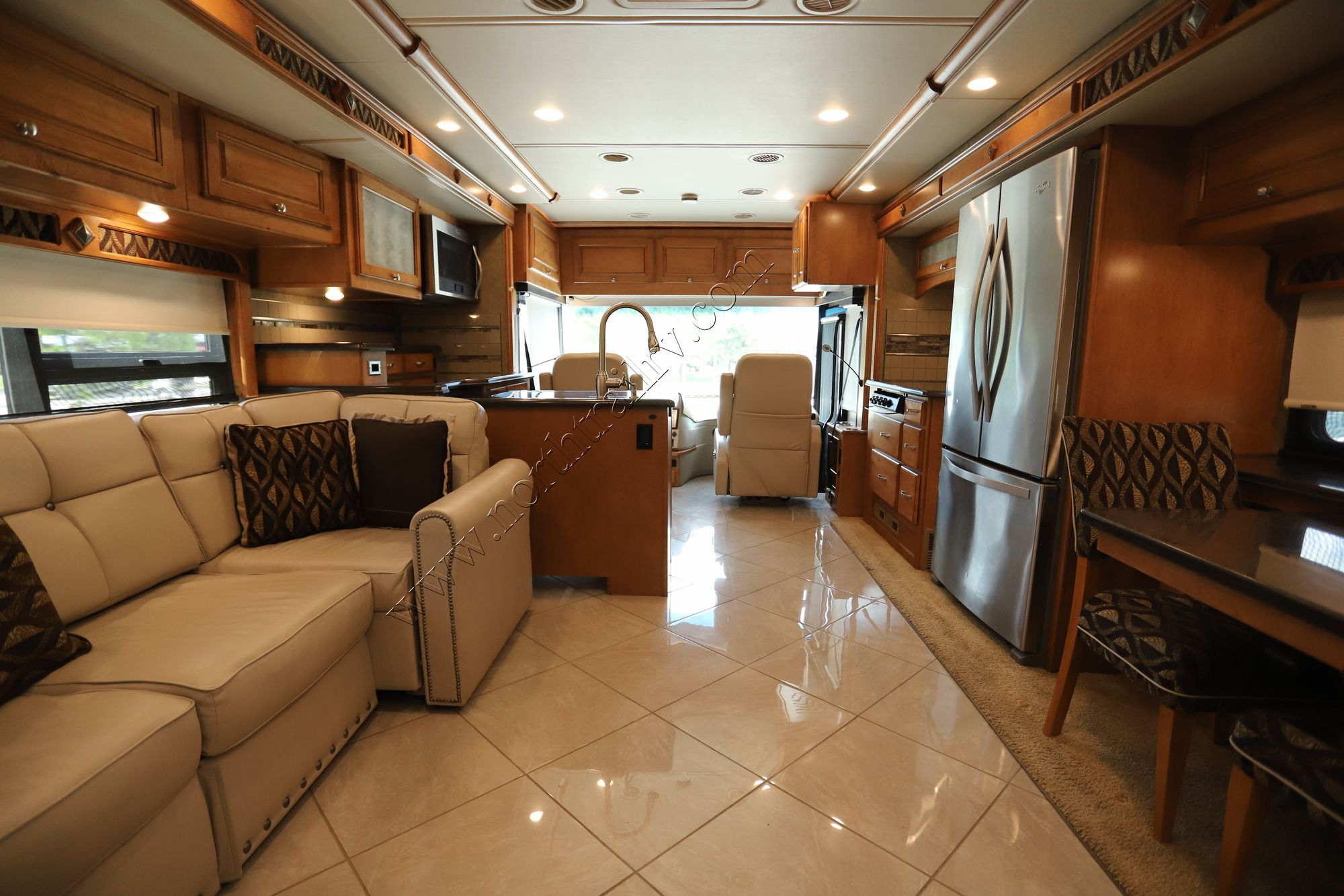 Used 2016 Winnebago Journey 40R Class A  For Sale