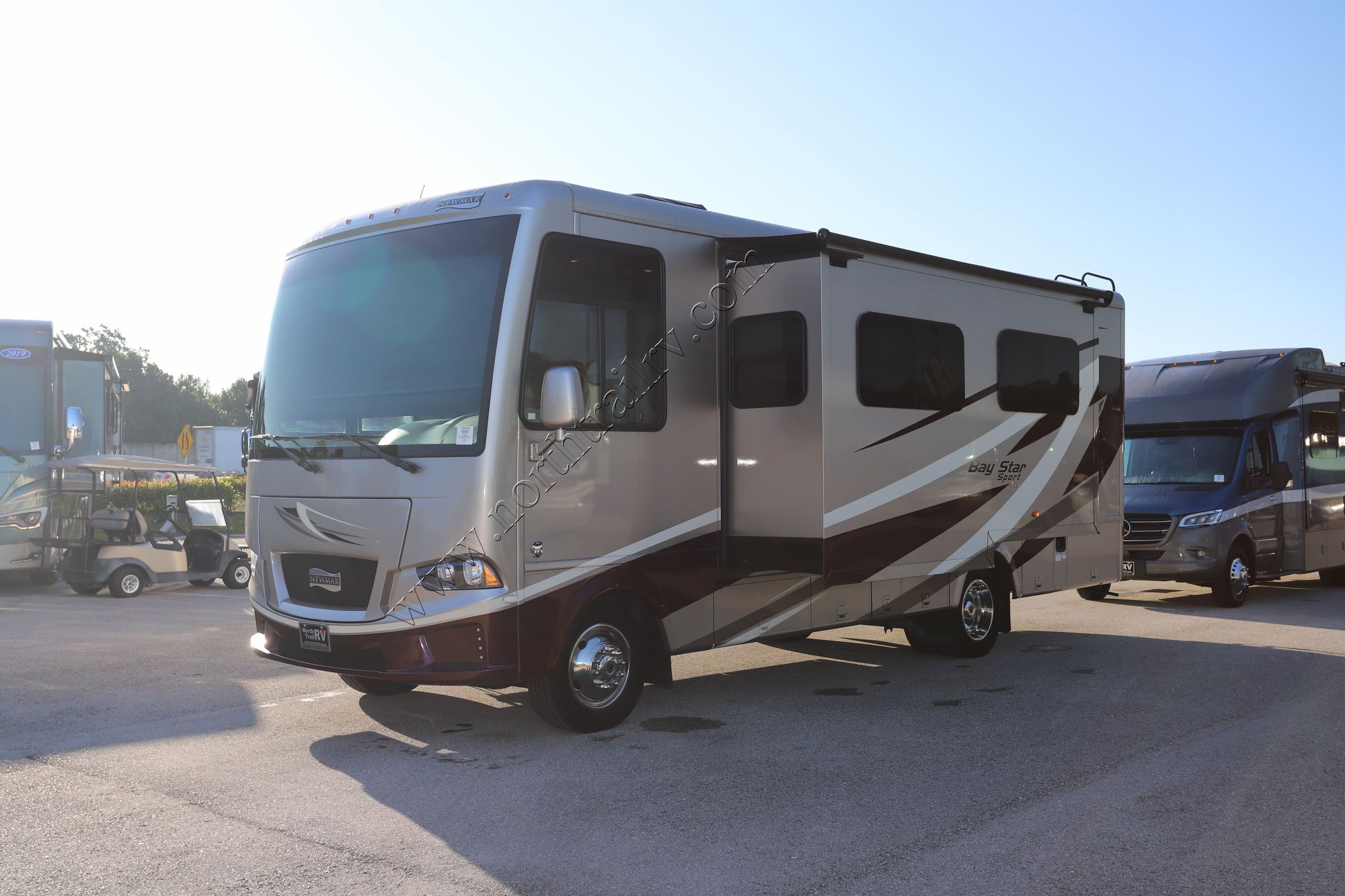 Used 2019 Newmar Bay Star Sport 2702 Class A  For Sale