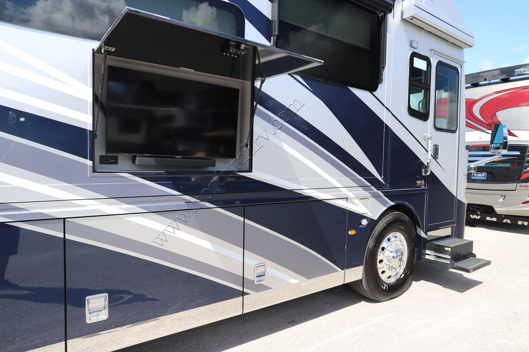 New 2022 Newmar Mountain Aire 4118 Class A  For Sale