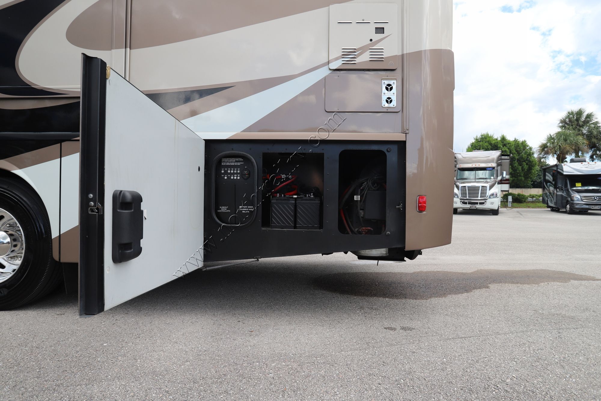 Used 2016 Winnebago Journey 40R Class A  For Sale