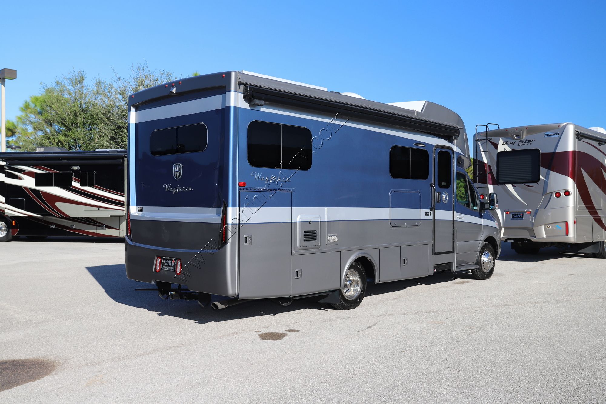 Used 2021 Tiffin Motor Homes Wayfarer 25LW Class C  For Sale