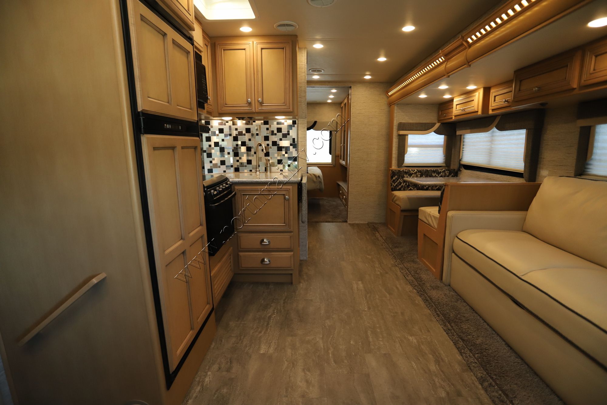 Used 2019 Newmar Bay Star Sport 2702 Class A  For Sale