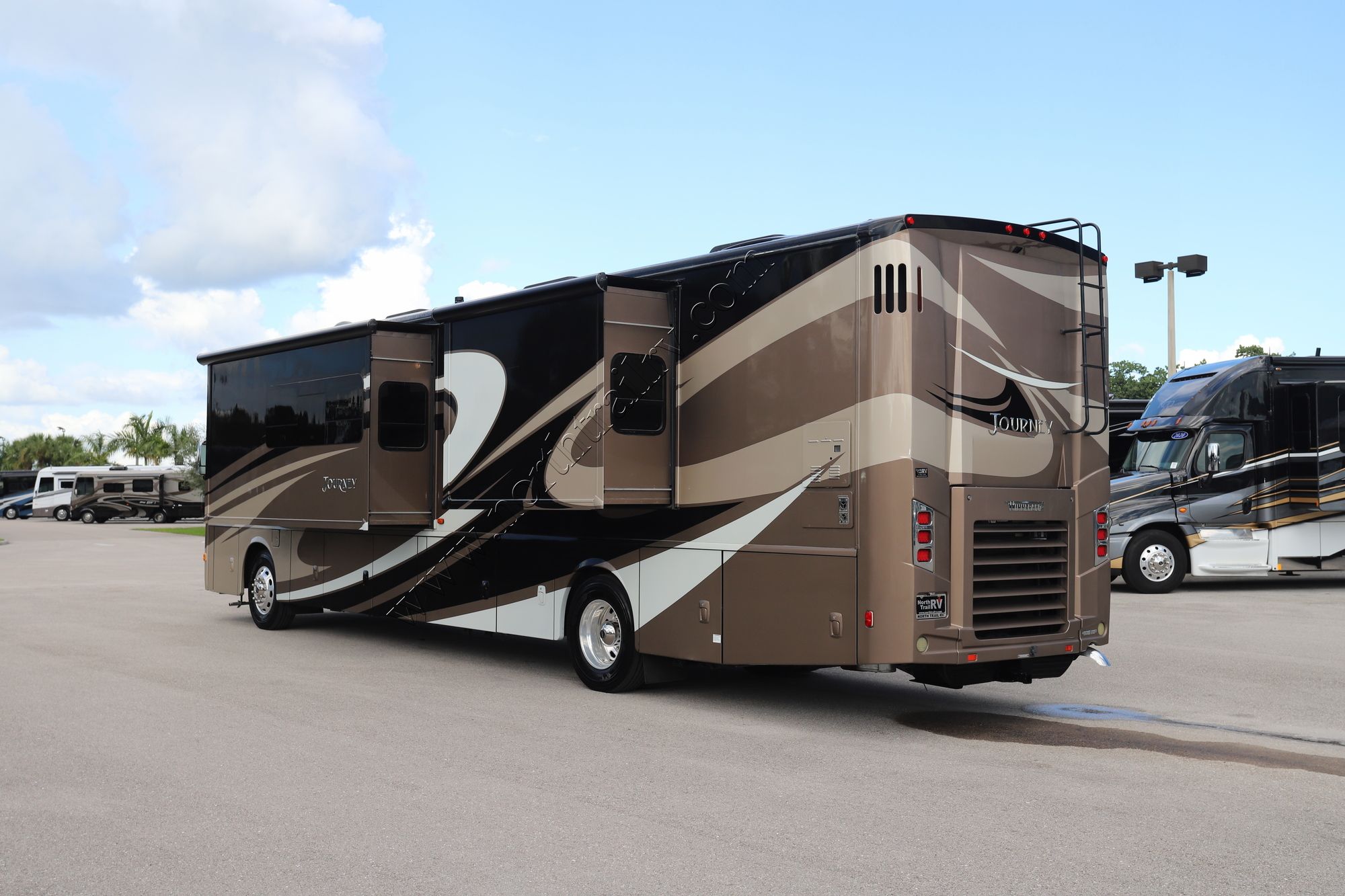 Used 2016 Winnebago Journey 40R Class A  For Sale