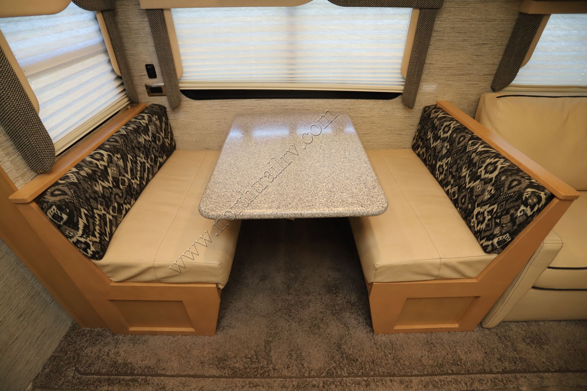 Used 2019 Newmar Bay Star Sport 2702 Class A  For Sale