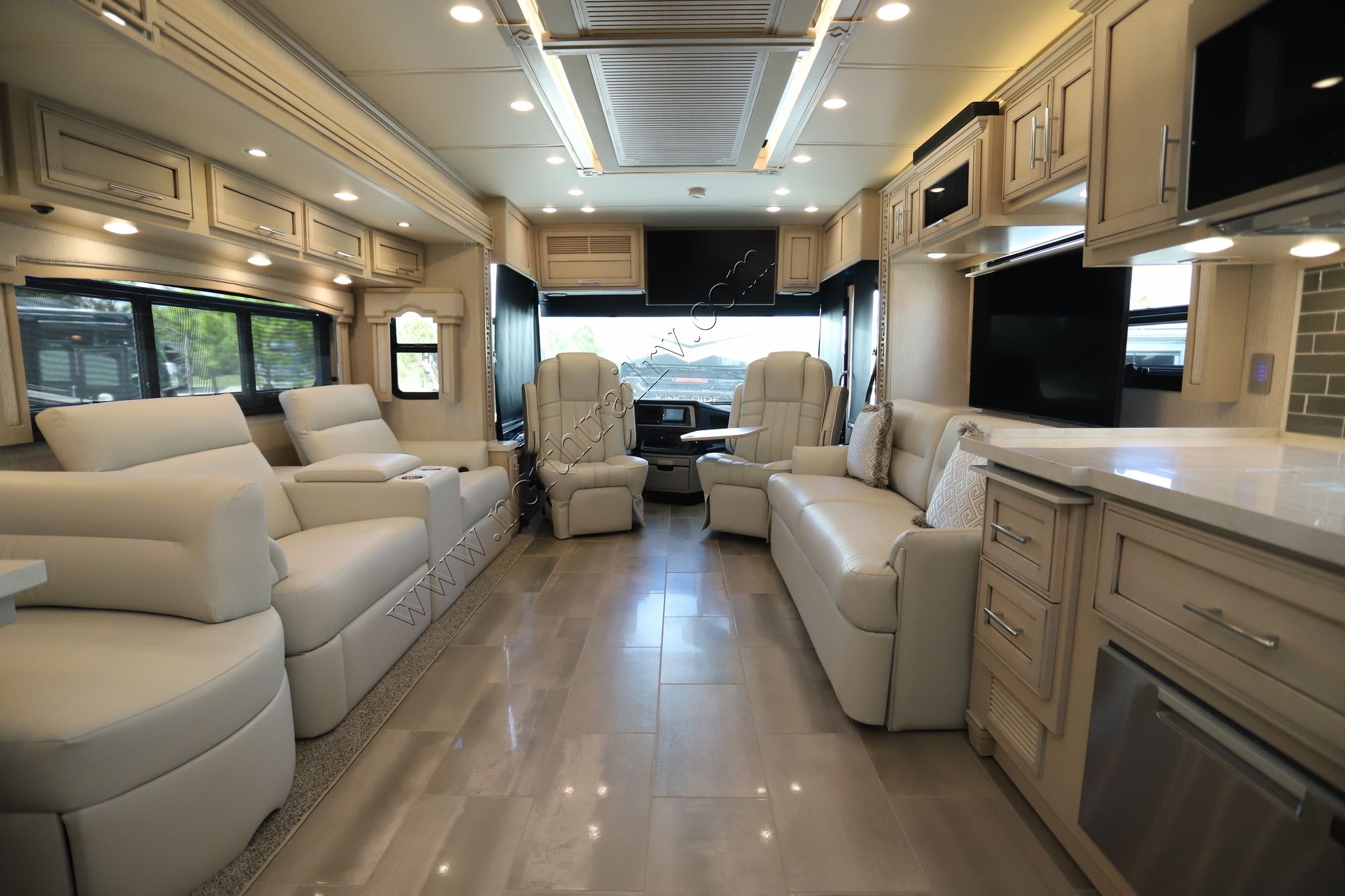 New 2022 Newmar Ventana 4369 Class A  For Sale