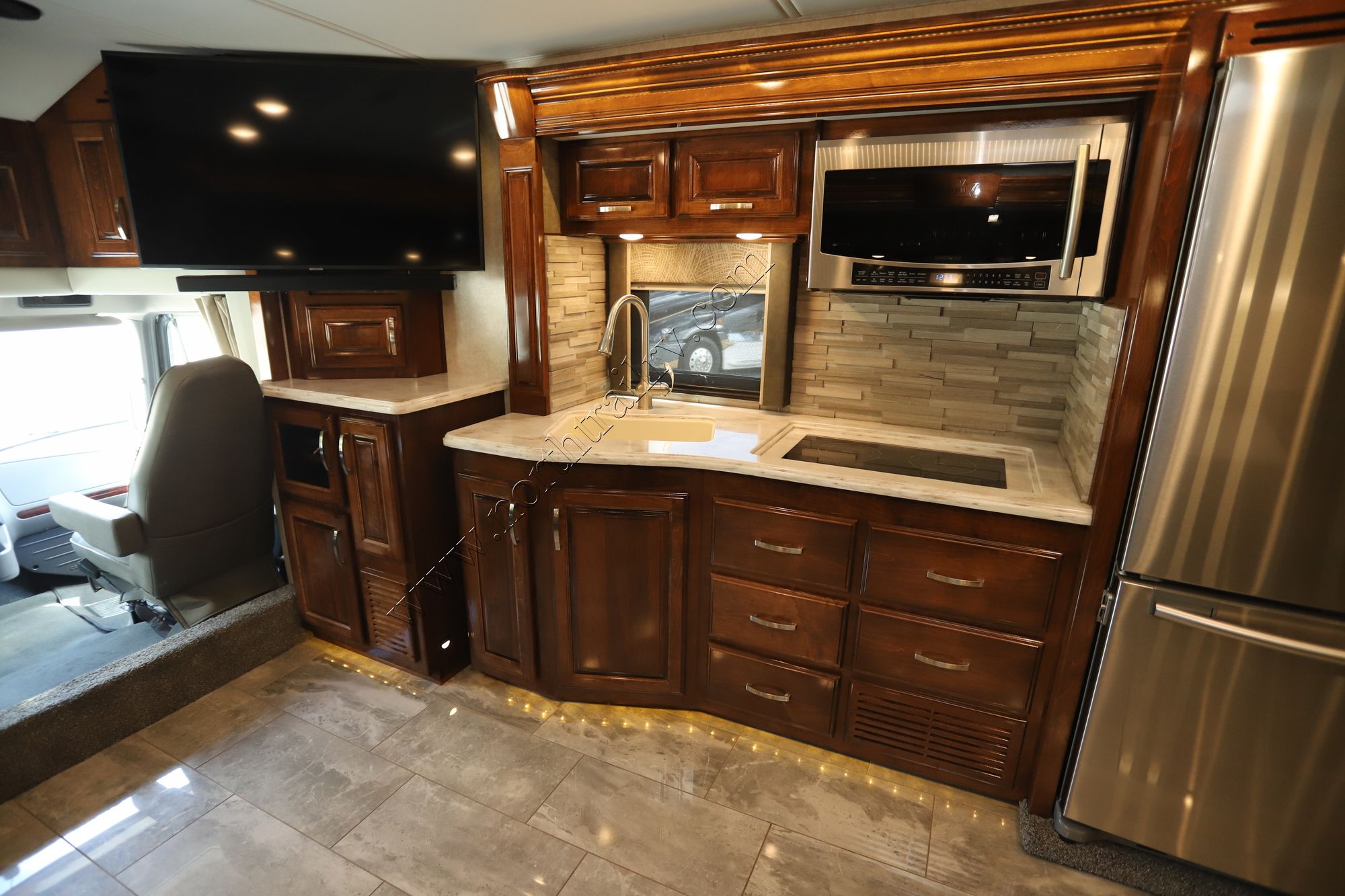 Used 2021 Renegade Rv Verona Le 38LDG Super C  For Sale