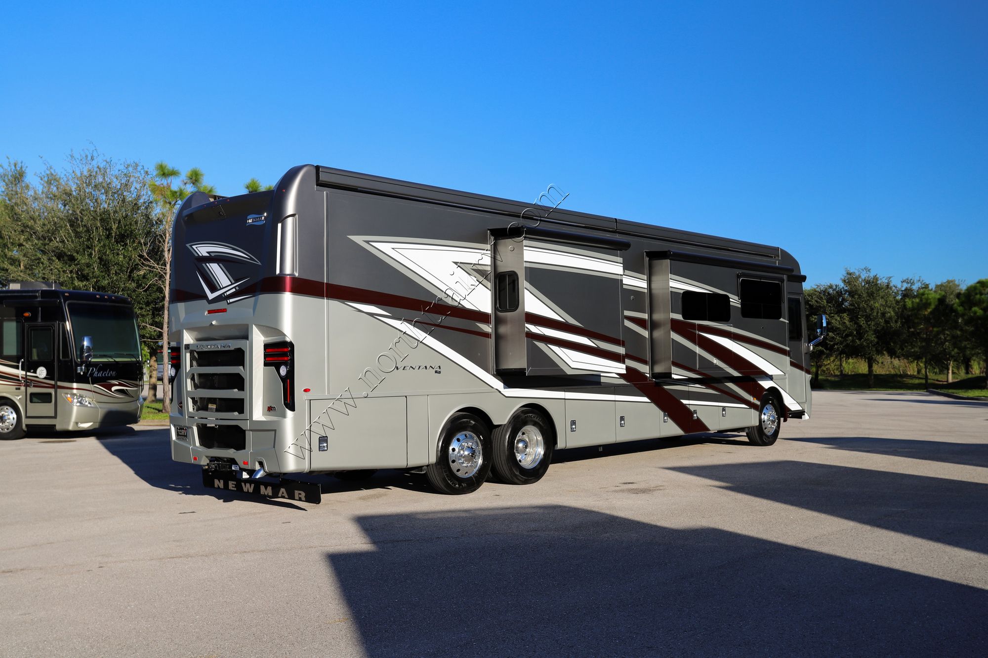 New 2022 Newmar Ventana 4369 Class A  For Sale