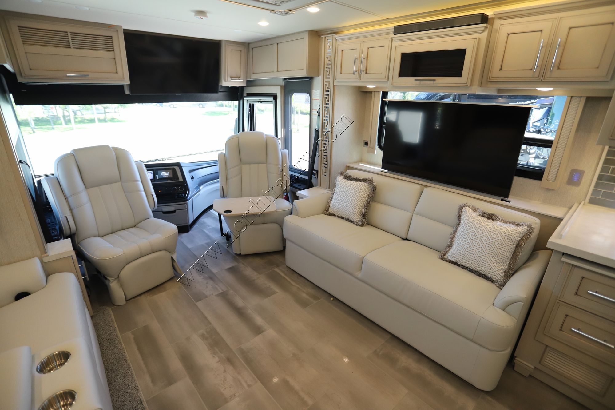 New 2022 Newmar Ventana 4369 Class A  For Sale