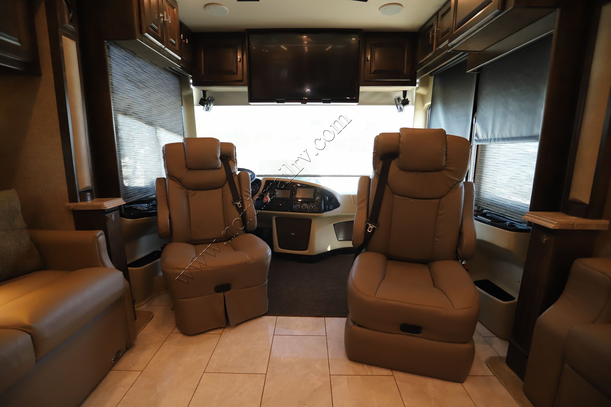 Used 2019 Tiffin Motor Homes Phaeton 44OH Class A  For Sale