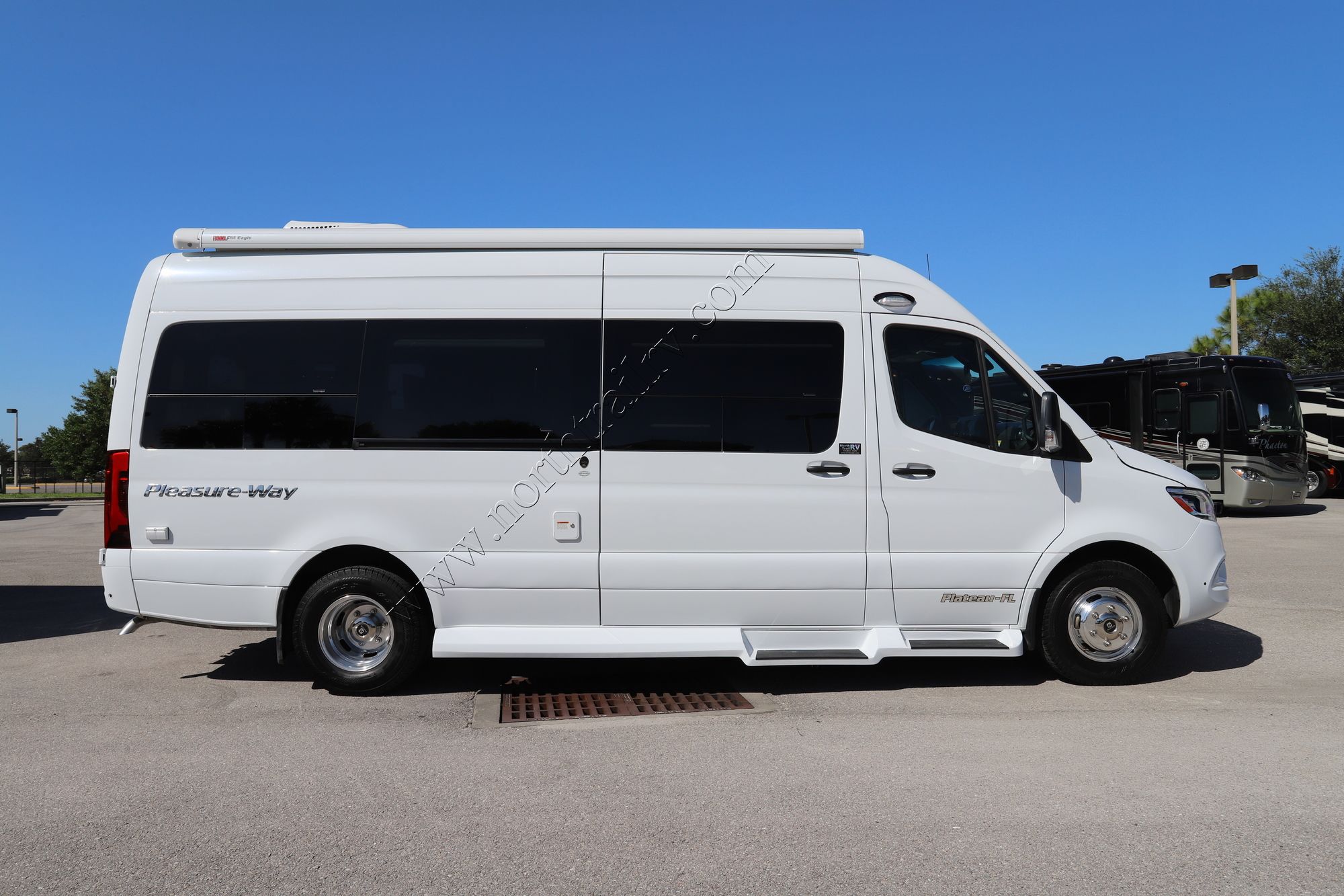 Used 2020 Pleasure-Way Plateau FL Class B  For Sale