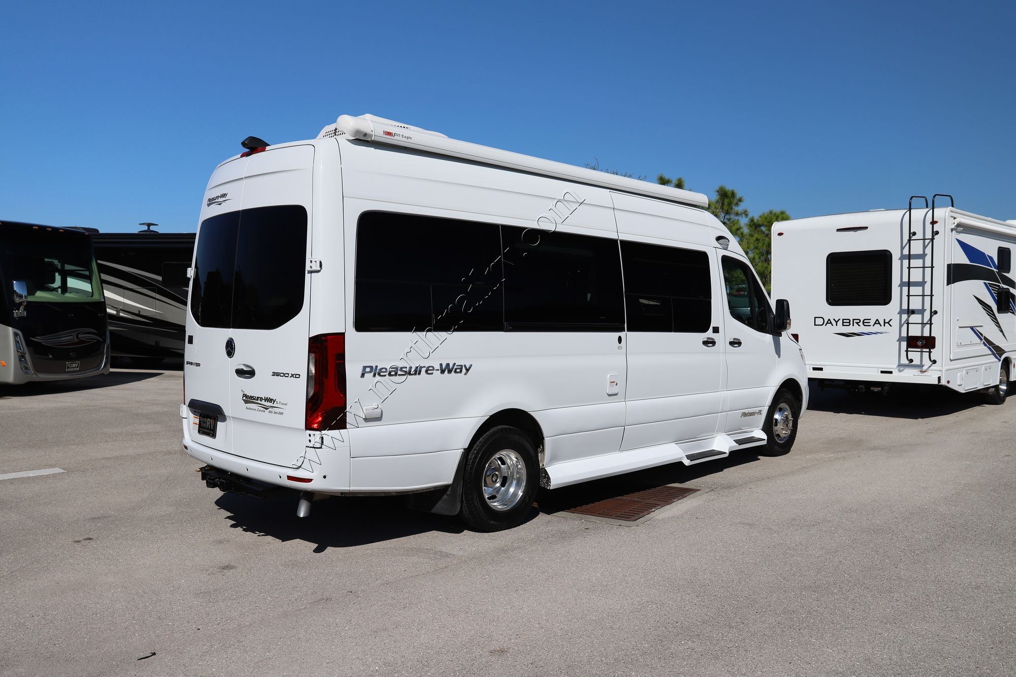 Used 2020 Pleasure-Way Plateau FL Class B  For Sale