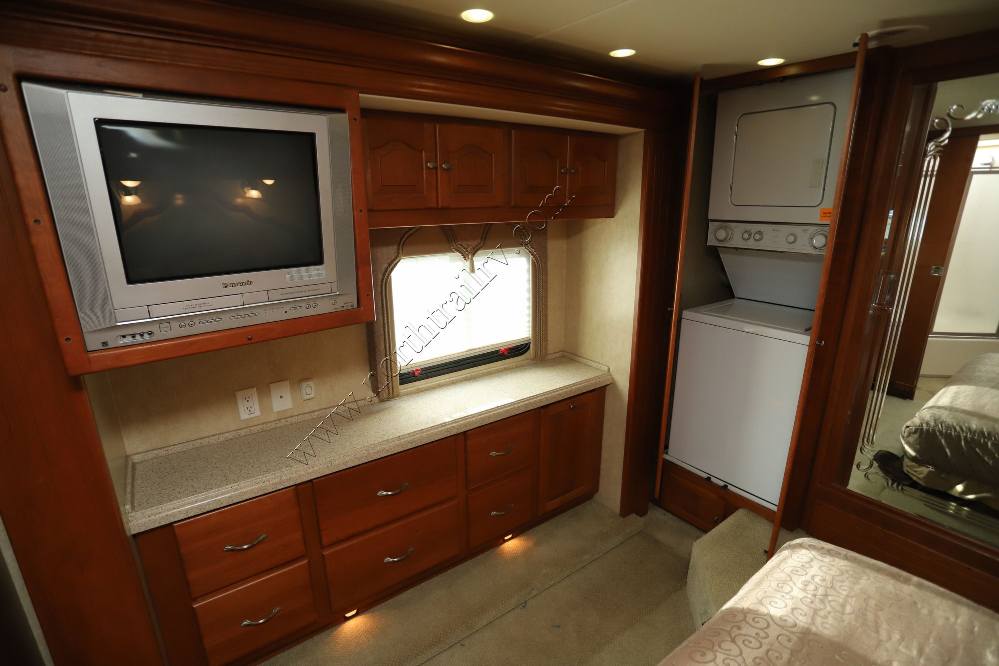 Used 2007 Tiffin Motor Homes Allegro Bus 40QSP Class A  For Sale