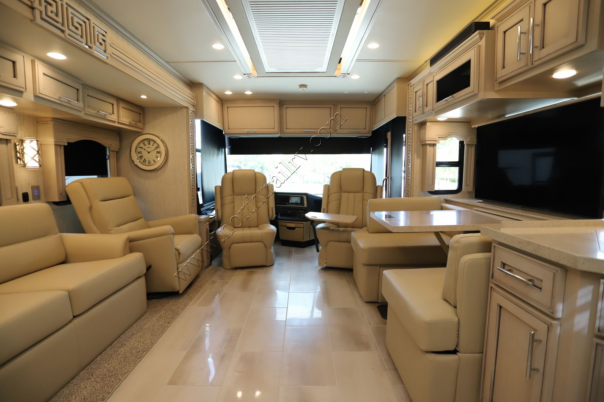 New 2022 Newmar Ventana 3412 Class A  For Sale