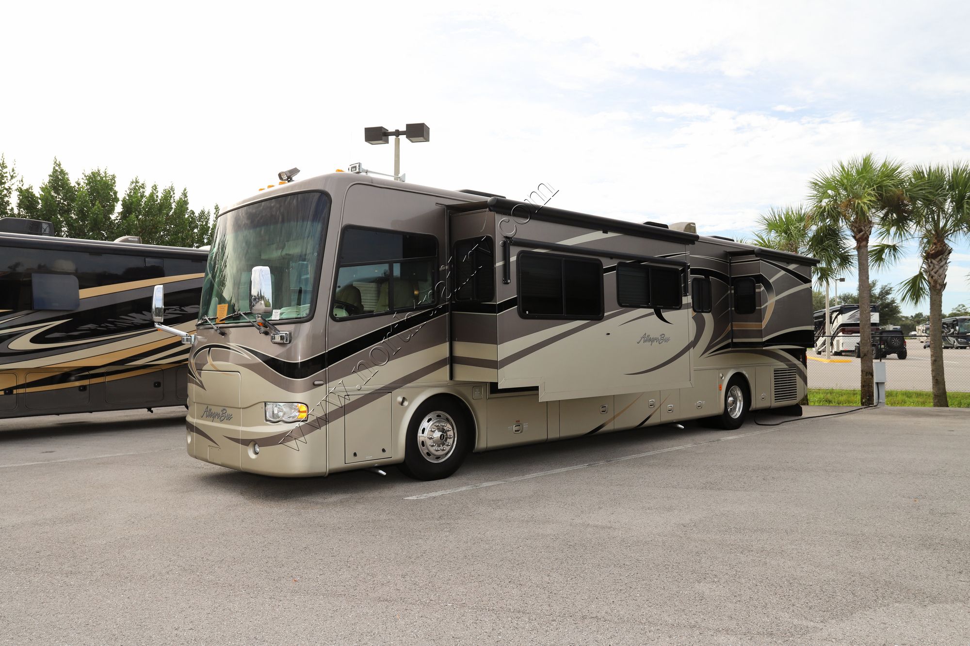 Used 2007 Tiffin Motor Homes Allegro Bus 40QSP Class A  For Sale