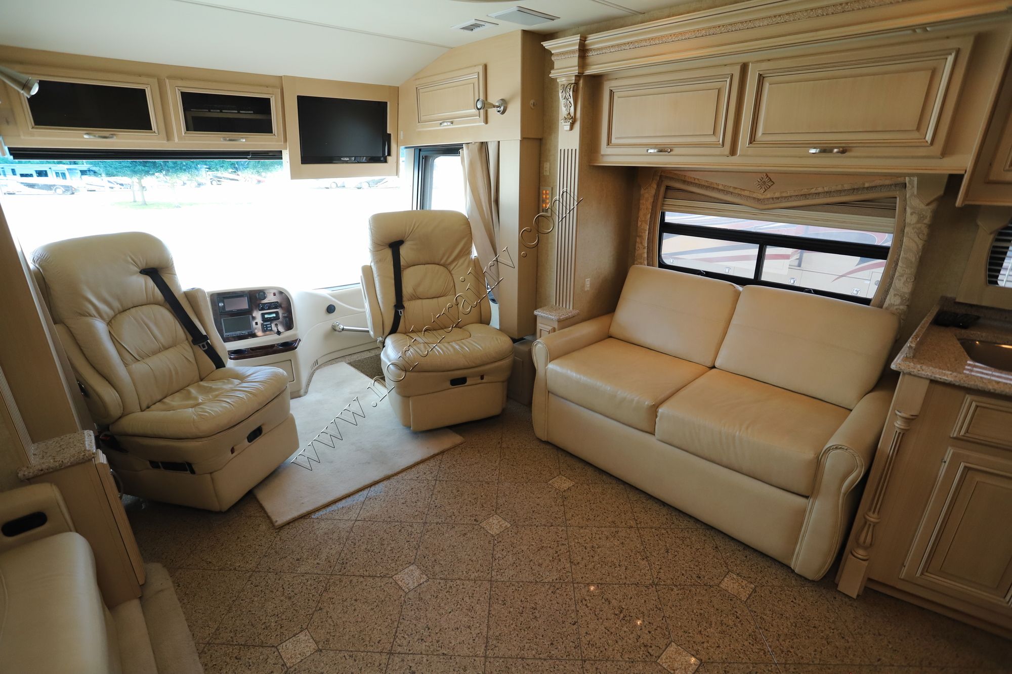 Used 2009 Entegra Cornerstone 45DL Class A  For Sale