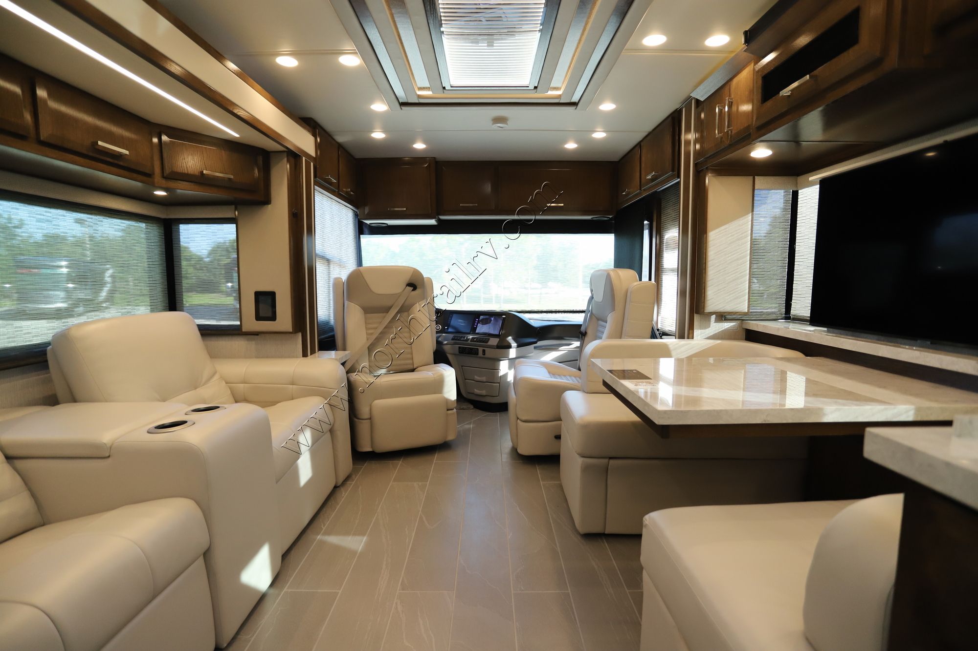 New 2022 Newmar New Aire 3543 Class A  For Sale