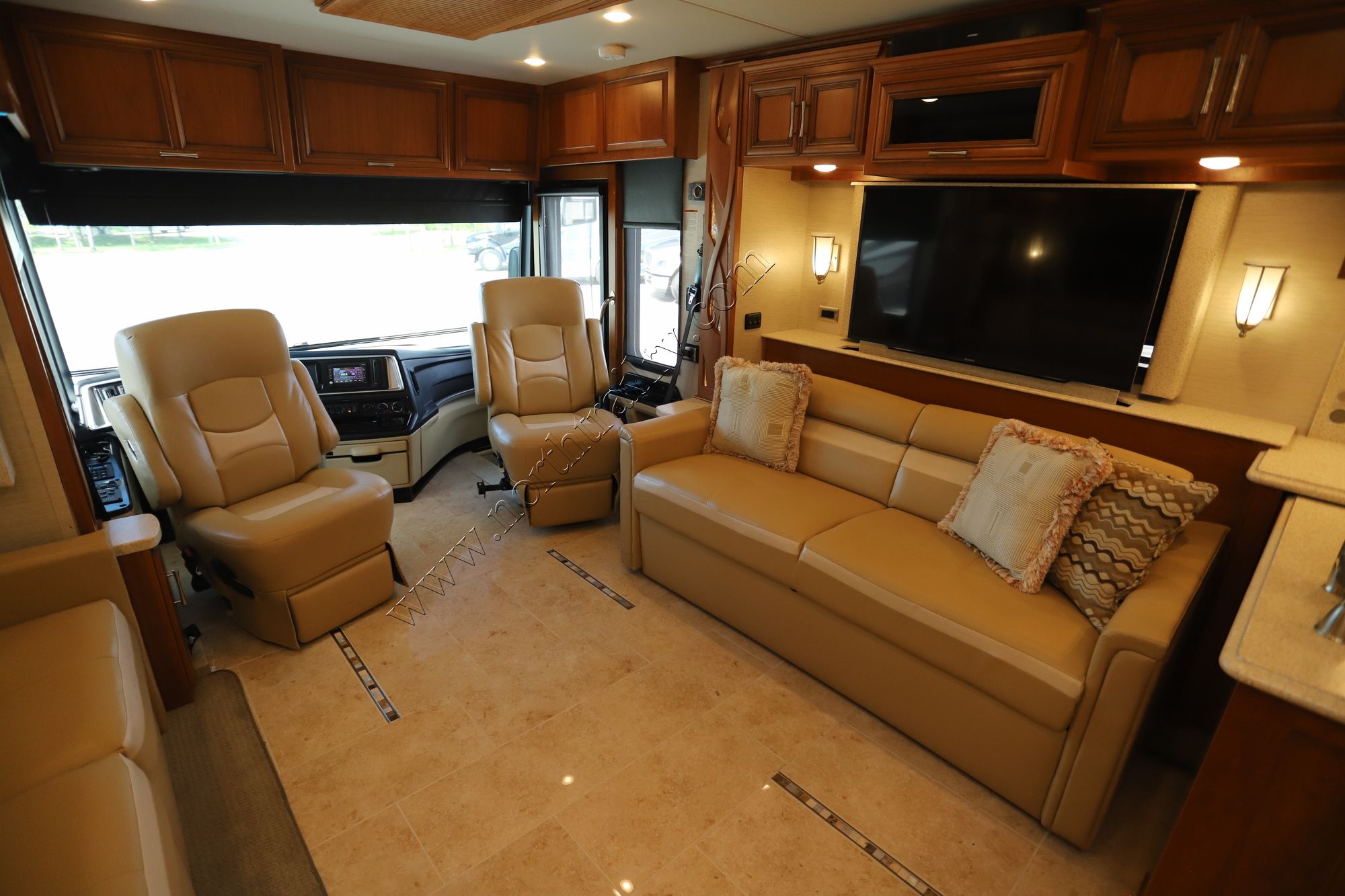 Used 2018 Newmar Ventana 3715 Class A  For Sale