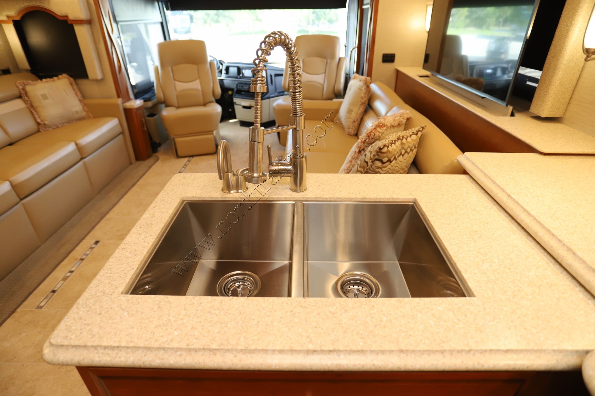 Used 2018 Newmar Ventana 3715 Class A  For Sale