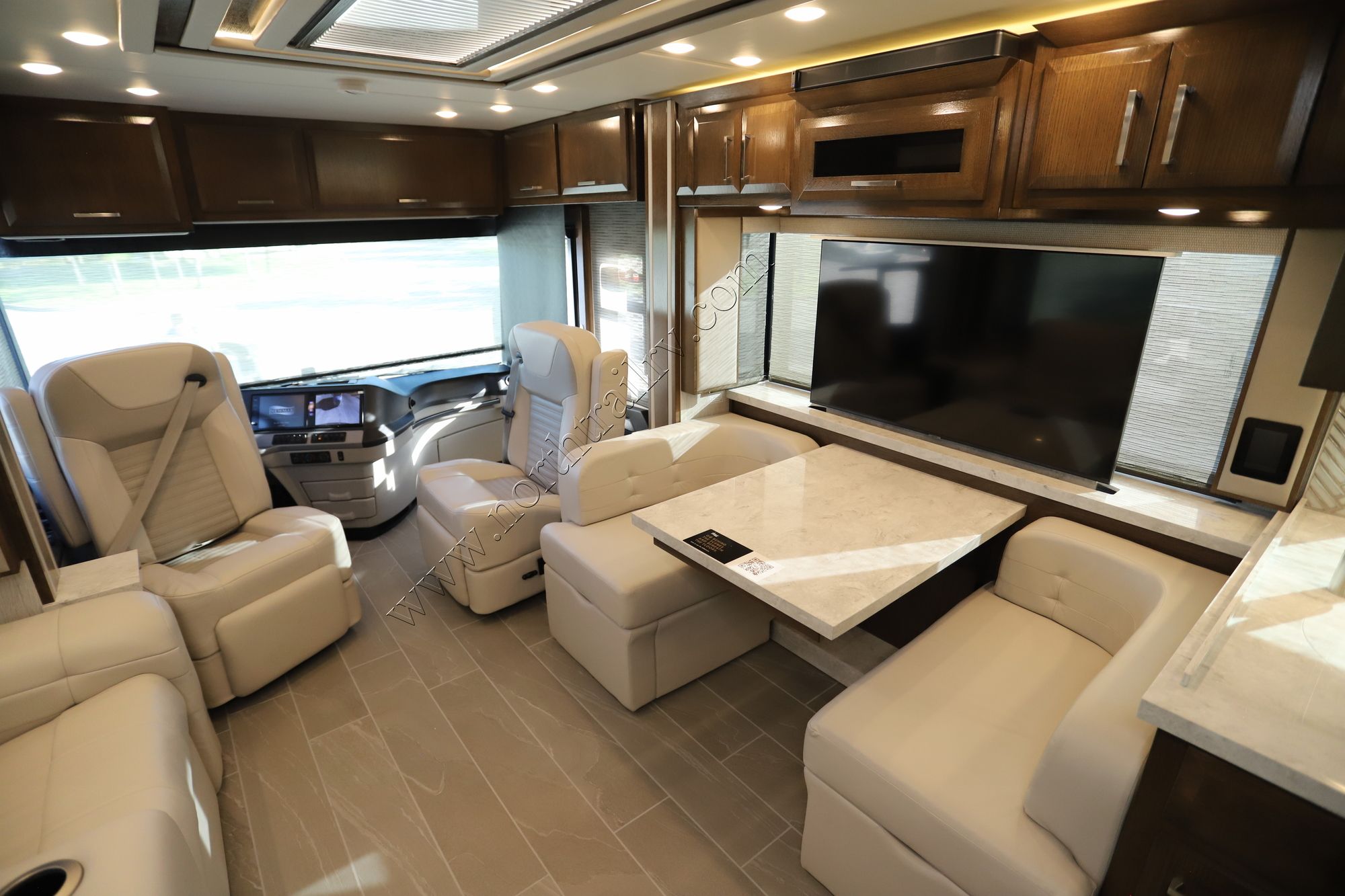 New 2022 Newmar New Aire 3543 Class A  For Sale