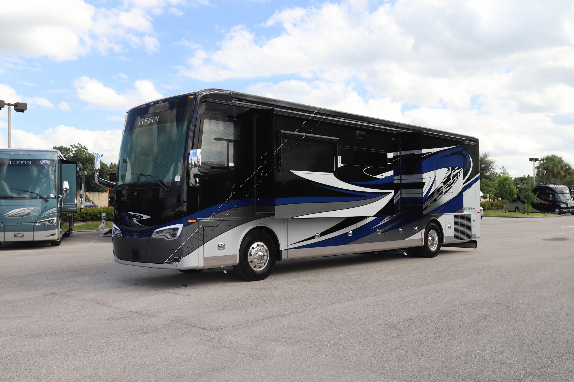 New 2022 Tiffin Motor Homes Allegro Bus 40 IP Class A  For Sale