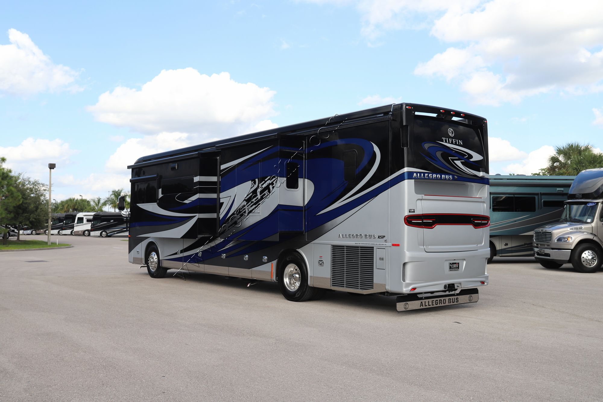 New 2022 Tiffin Motor Homes Allegro Bus 40 IP Class A  For Sale