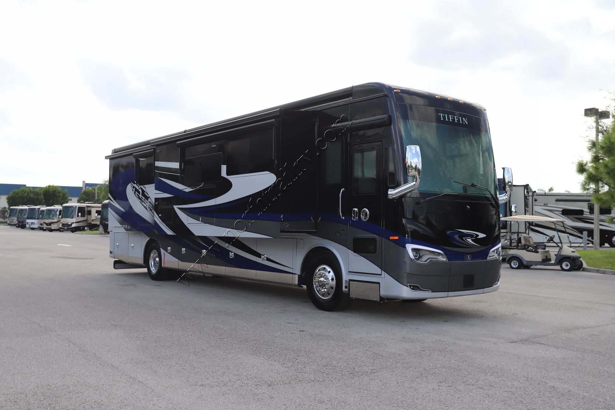 New 2022 Tiffin Motor Homes Allegro Bus 40 IP Class A  For Sale