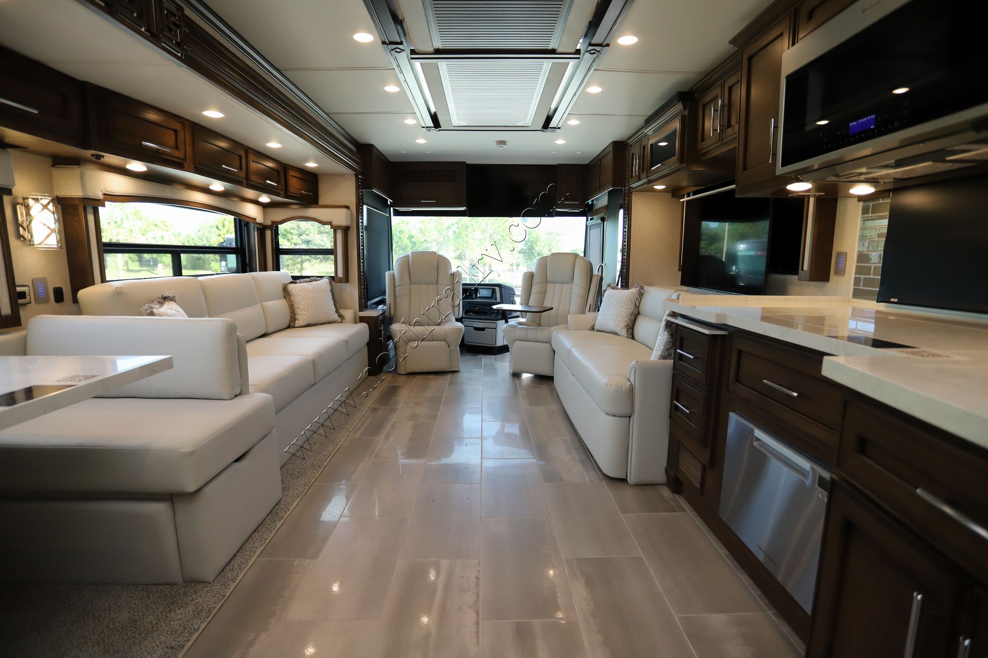 New 2022 Newmar Ventana 4369 Class A  For Sale