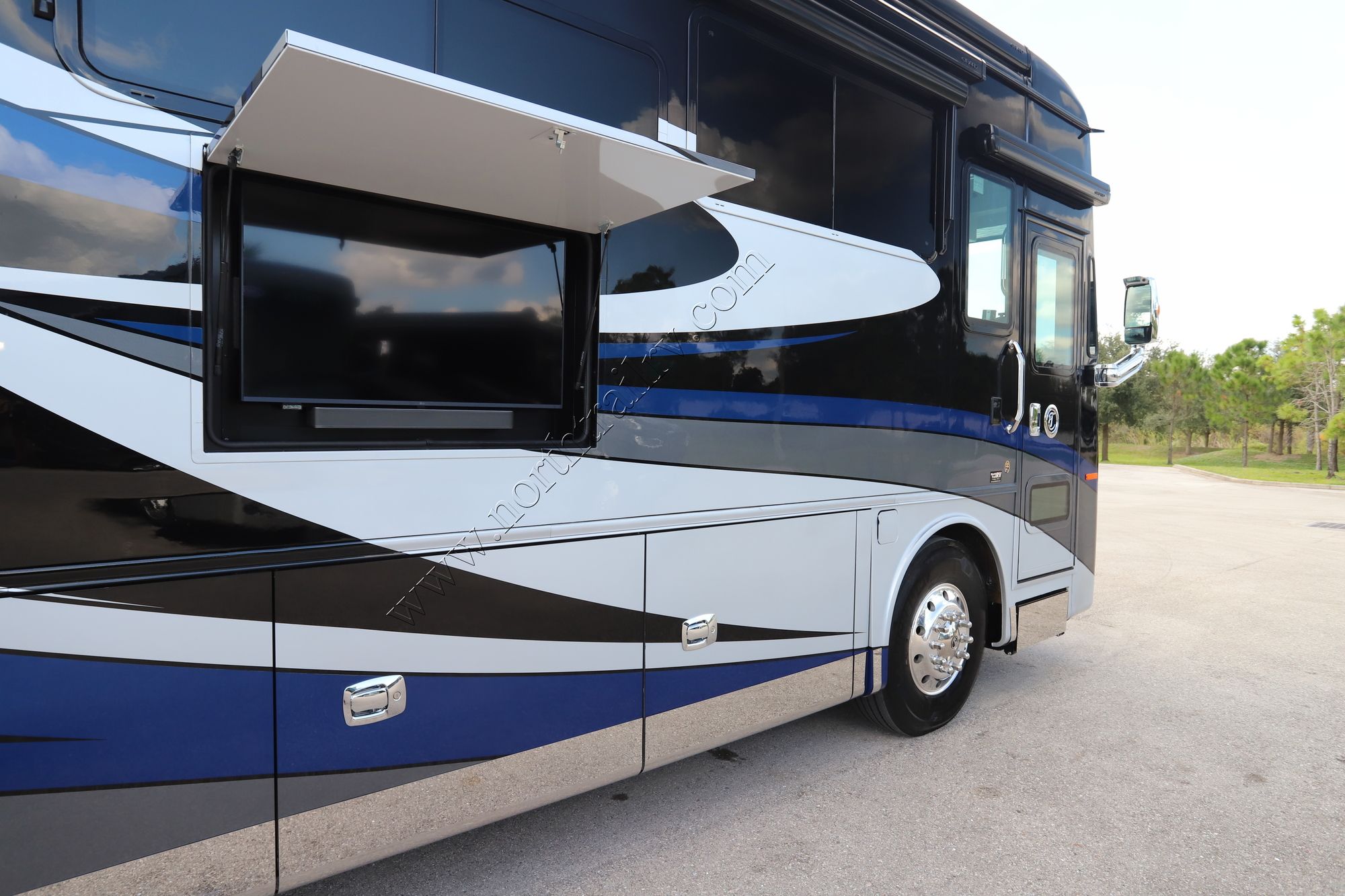 New 2022 Tiffin Motor Homes Allegro Bus 40 IP Class A  For Sale