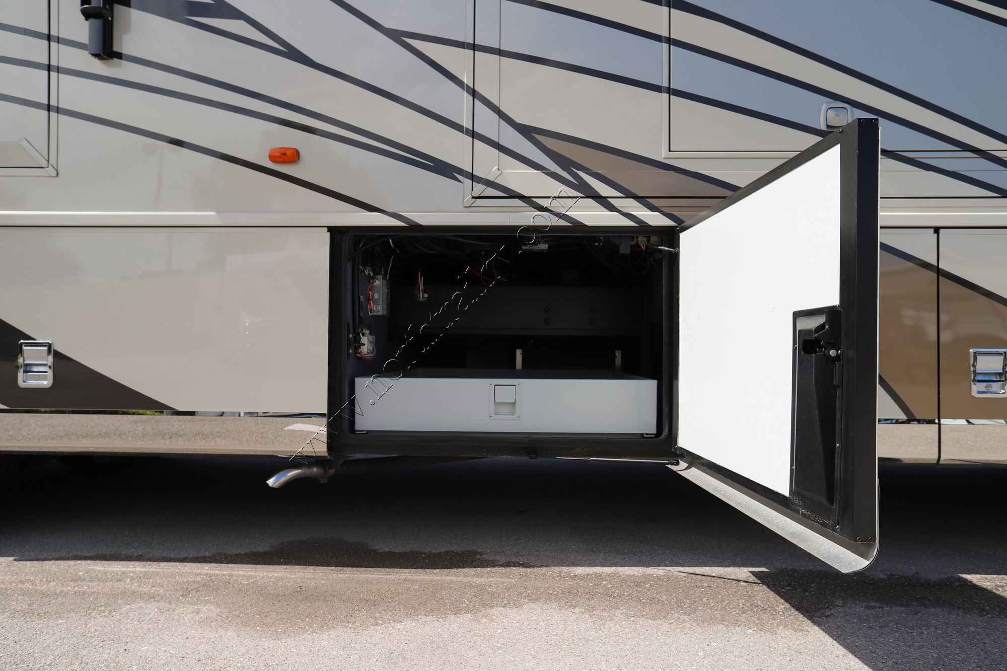 Used 2016 Newmar Ventana 3709 Class A  For Sale