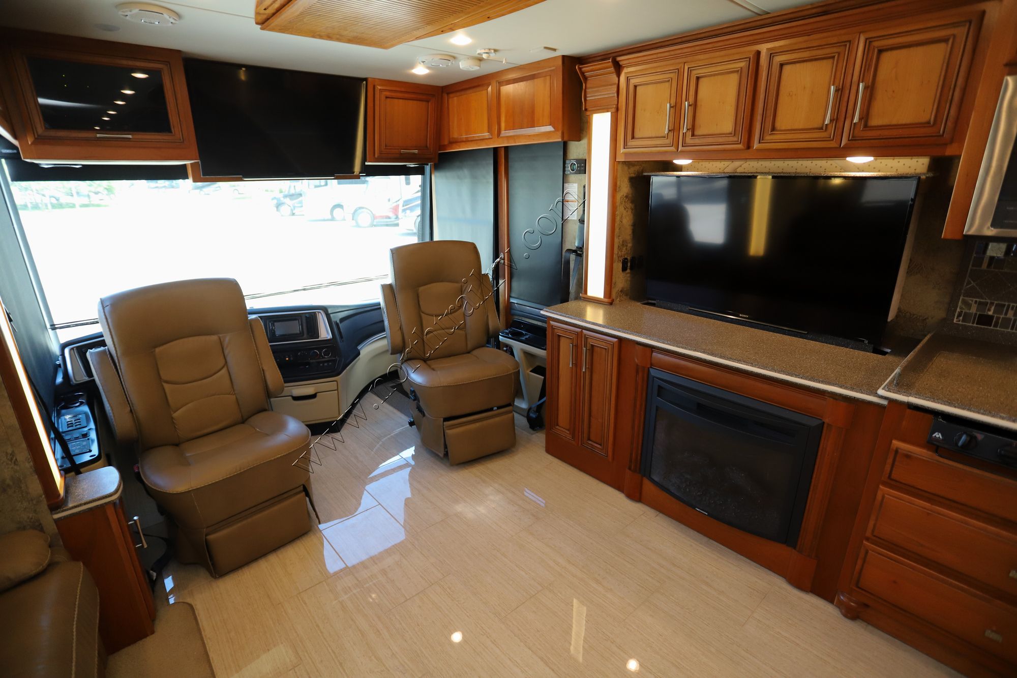 Used 2016 Newmar Ventana 3709 Class A  For Sale