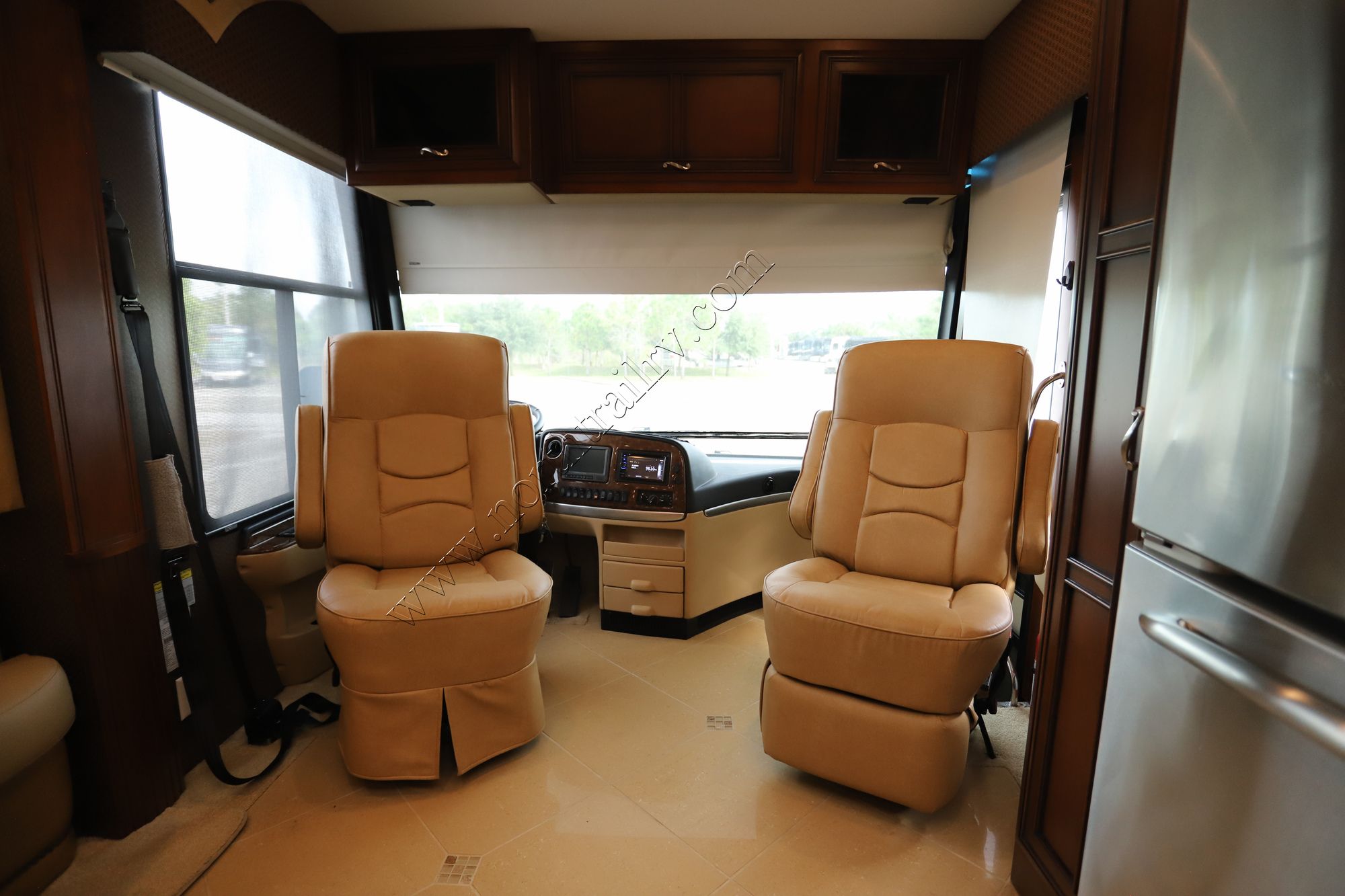 Used 2013 Newmar Ventana 3433 Class A  For Sale