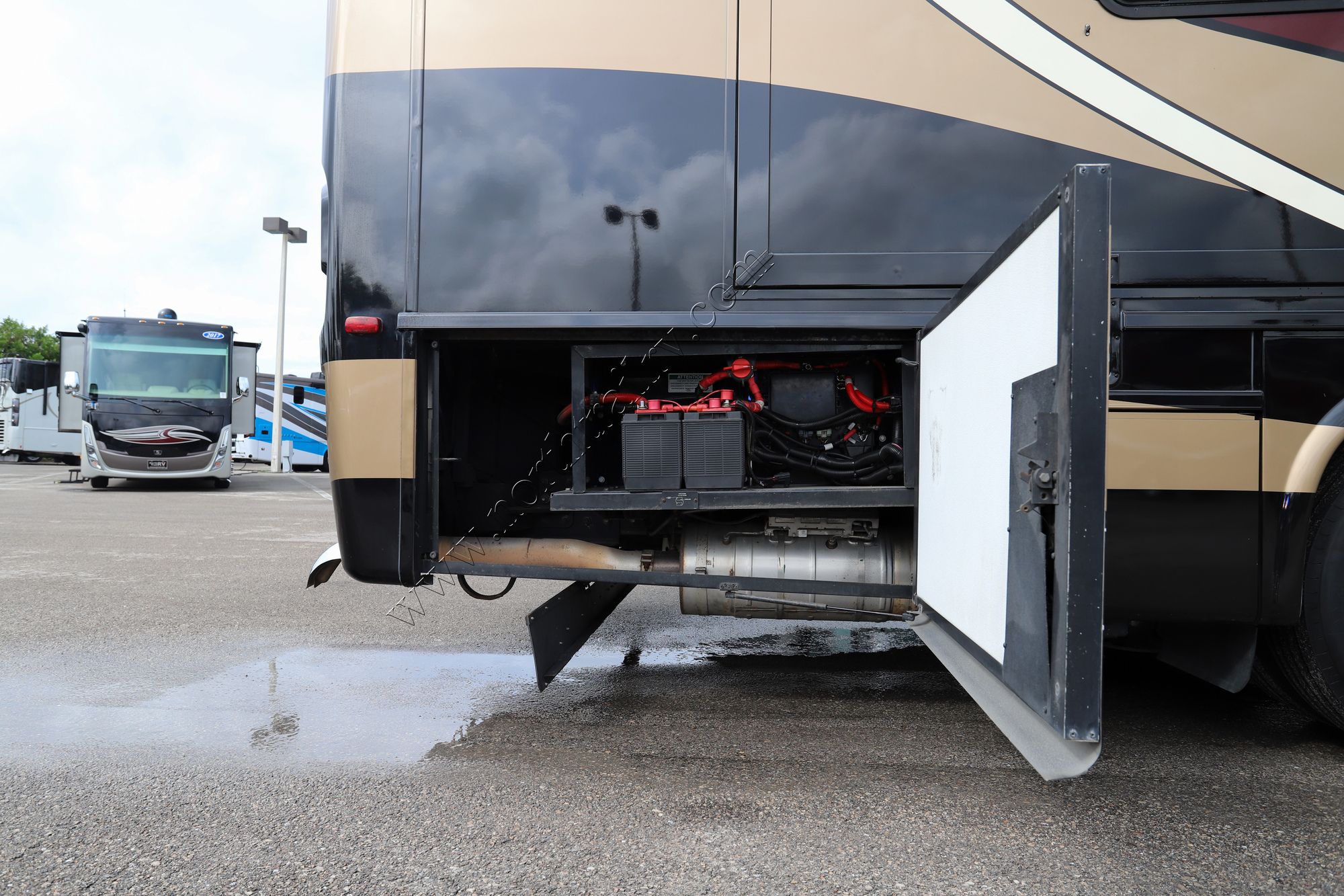 Used 2013 Newmar Ventana 3433 Class A  For Sale