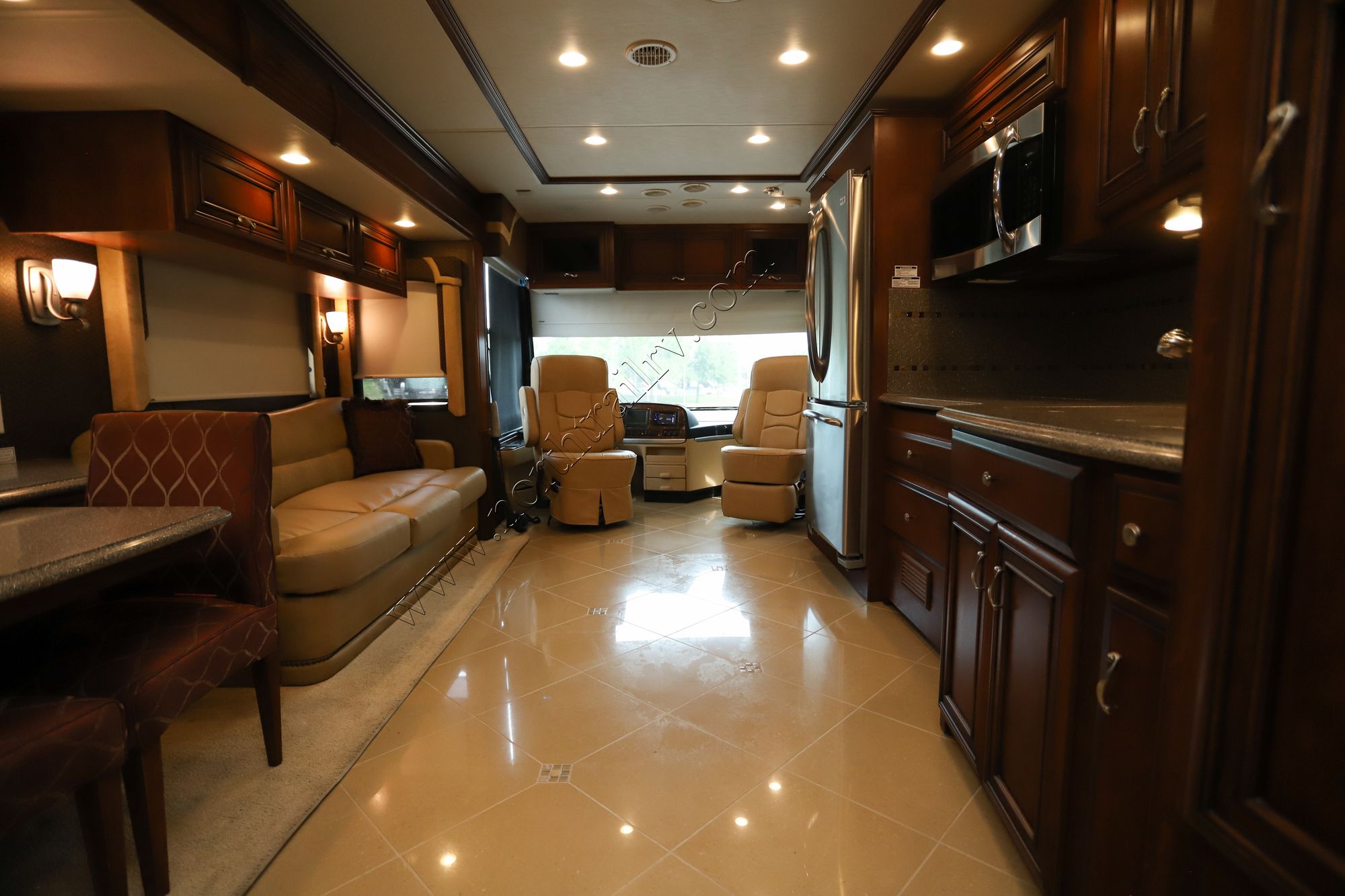 Used 2013 Newmar Ventana 3433 Class A  For Sale