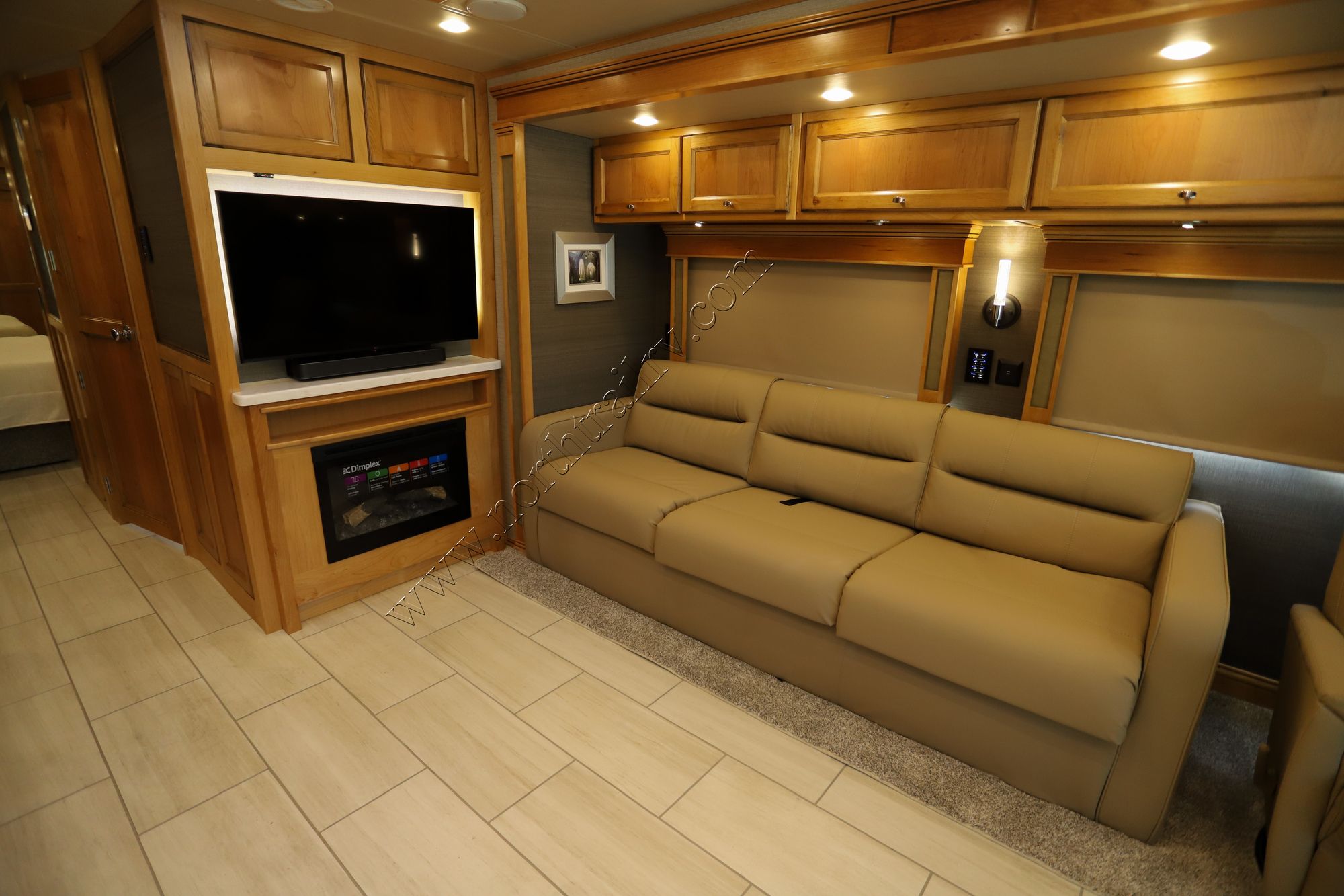 New 2022 Tiffin Motor Homes Allegro Red 37PA Class A  For Sale